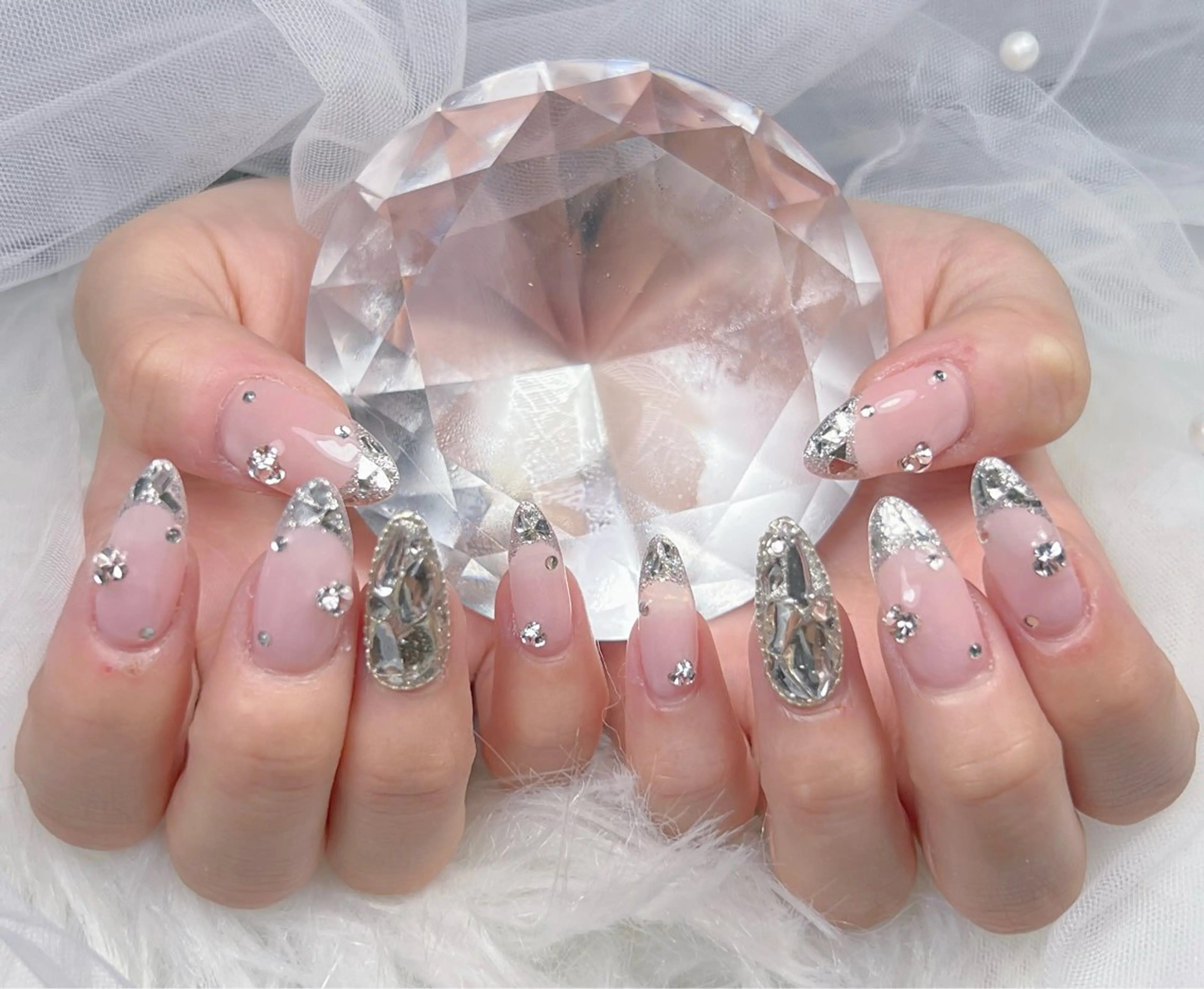 ネイル アートネイル オーロラネイル チークネイル 長さ出し フットネイル ハンドネイル フットネイル ハンドケア Noiranail_ studio川越西口のネイルデザイン