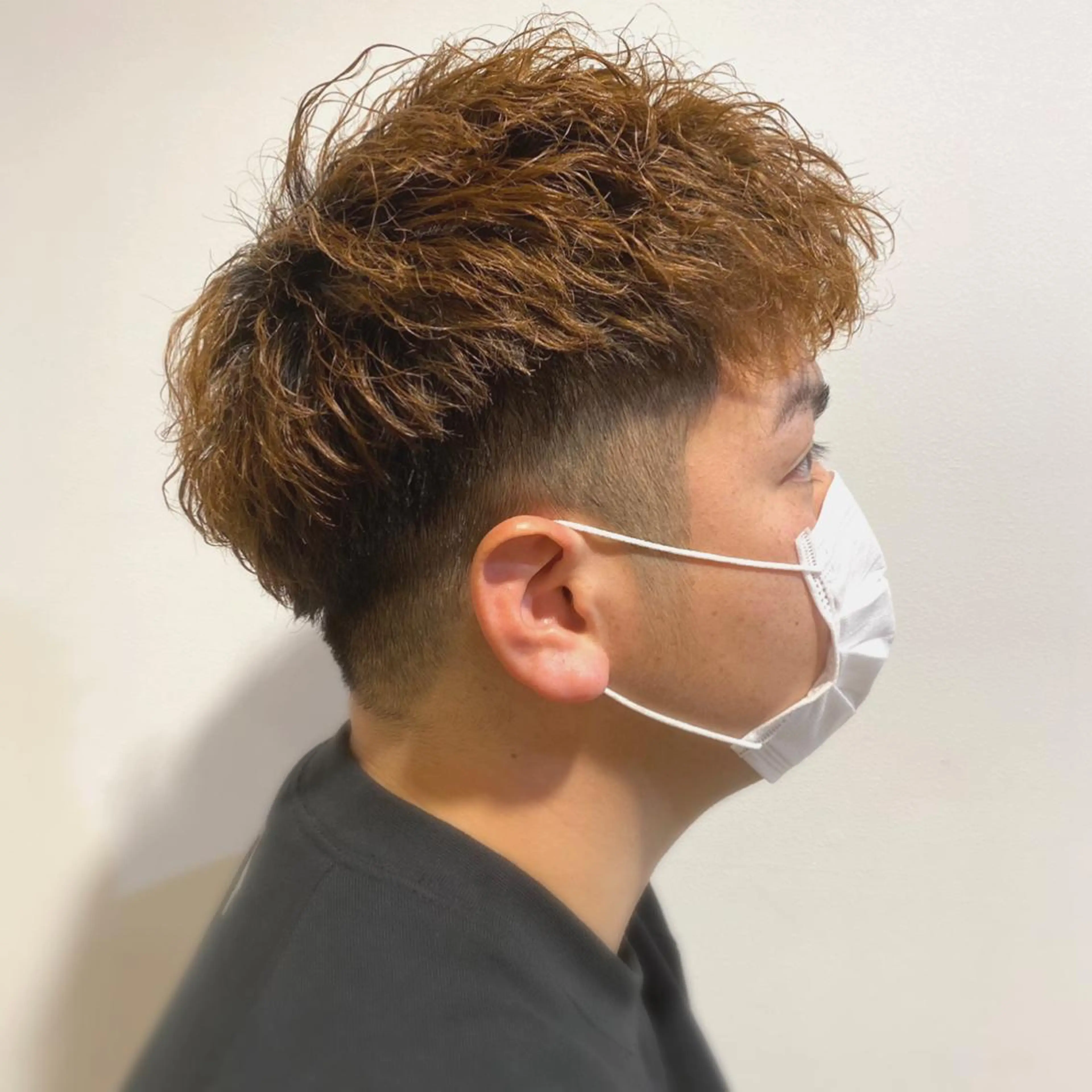 ショート パーマ メンズ カット ヘアカラー パーマ トリートメント メンズパーマ 西條真治のヘアスタイル