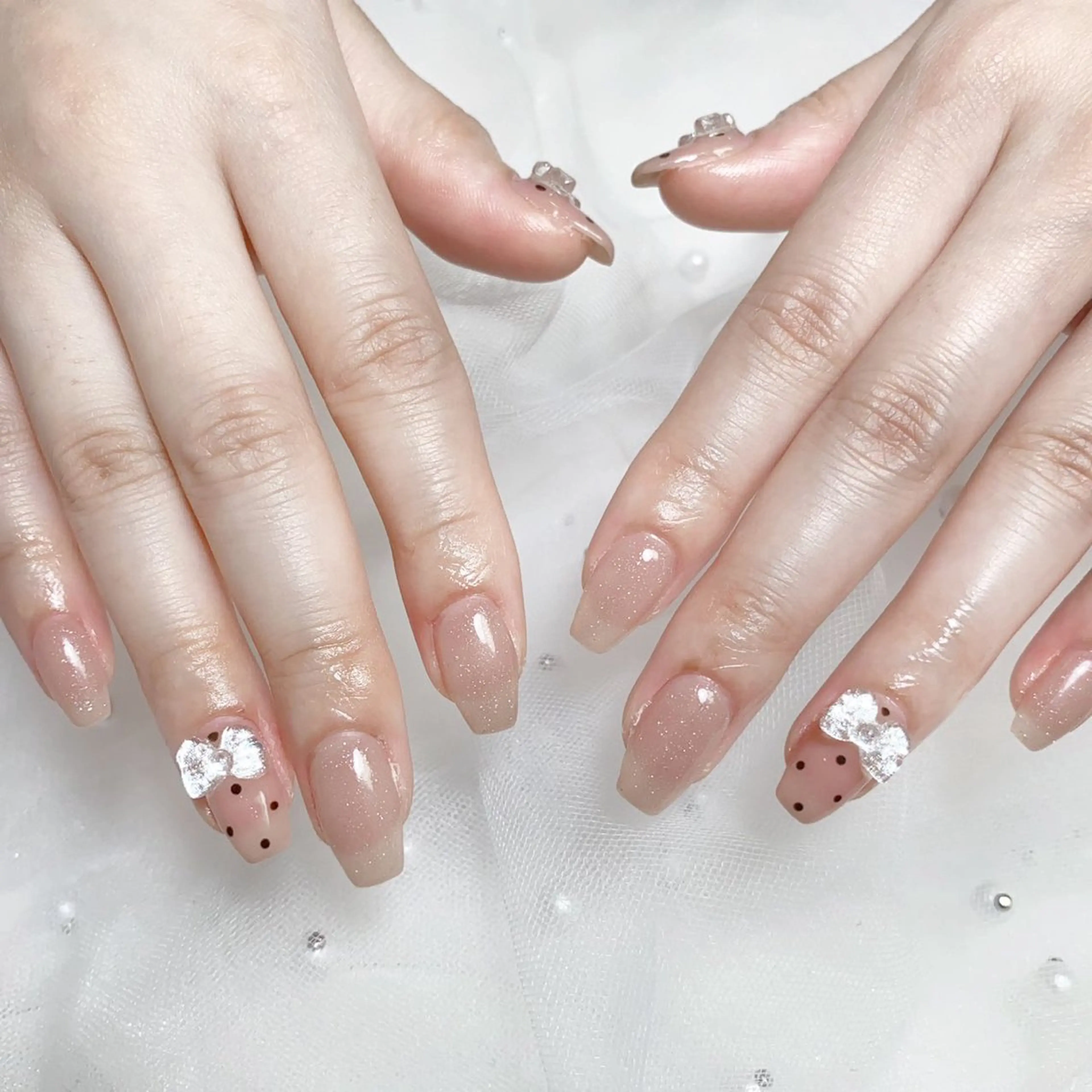 ネイル キラキラネイル 韓国ネイル マグネットネイル ピンク 春ネイル Nail salon 木にいるのネイルデザイン