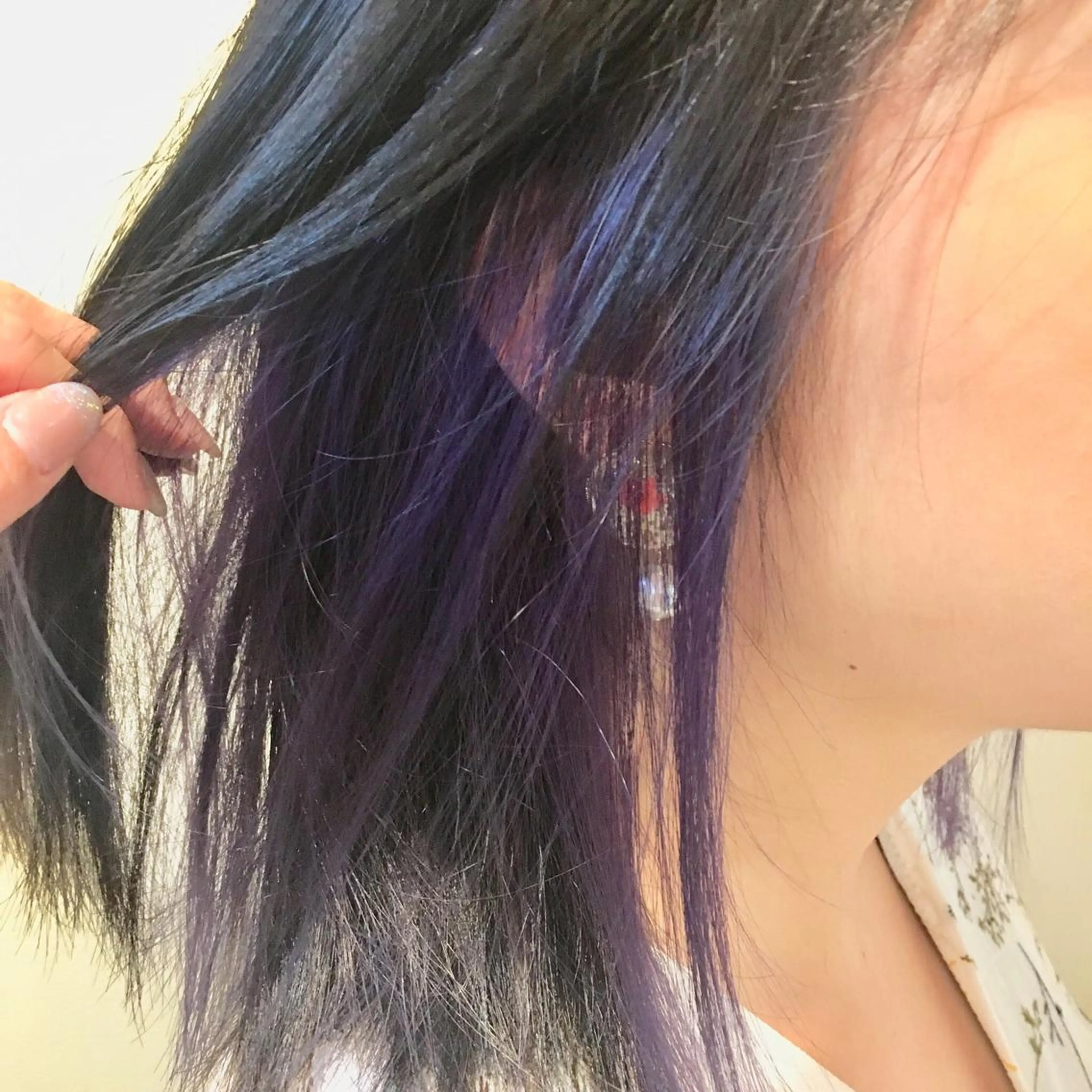 カラー ダブルカラー インナーカラー 工藤 綾華のヘアスタイル