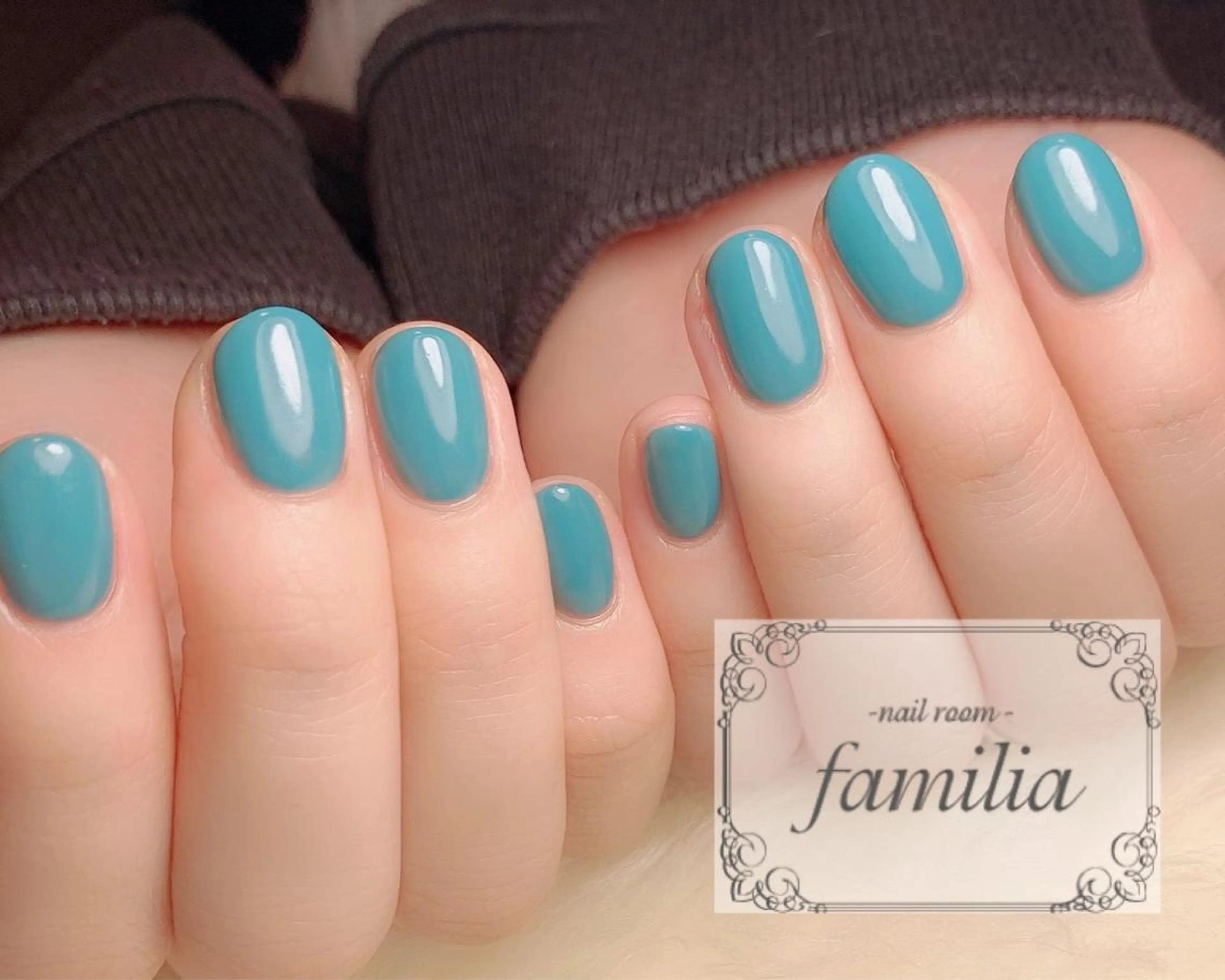 ネイル ハンドネイル -nailroom- familiaのネイルデザイン