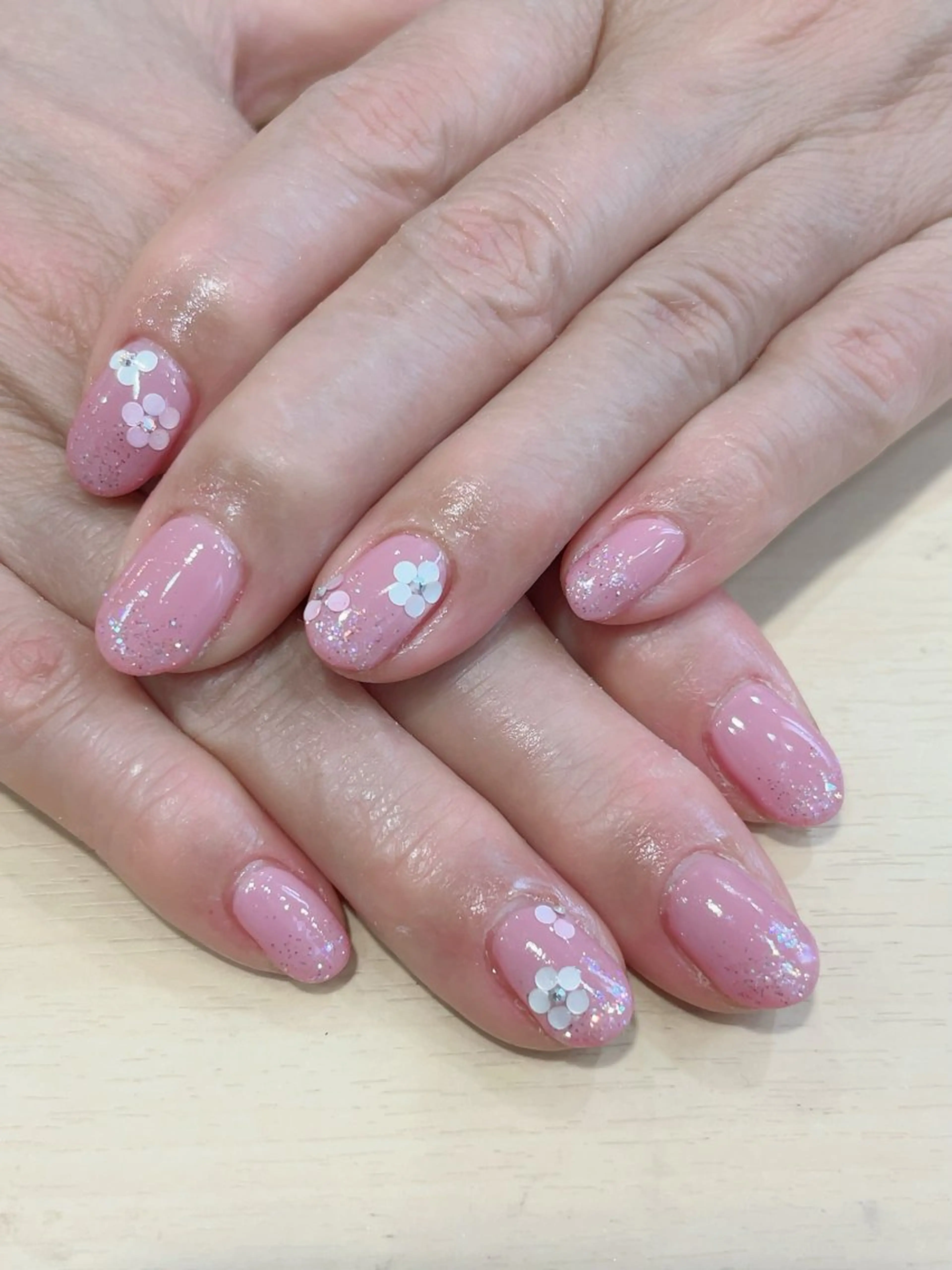 ネイル ハンドネイル ハンドケア あおやぎ ゆきこのネイルデザイン