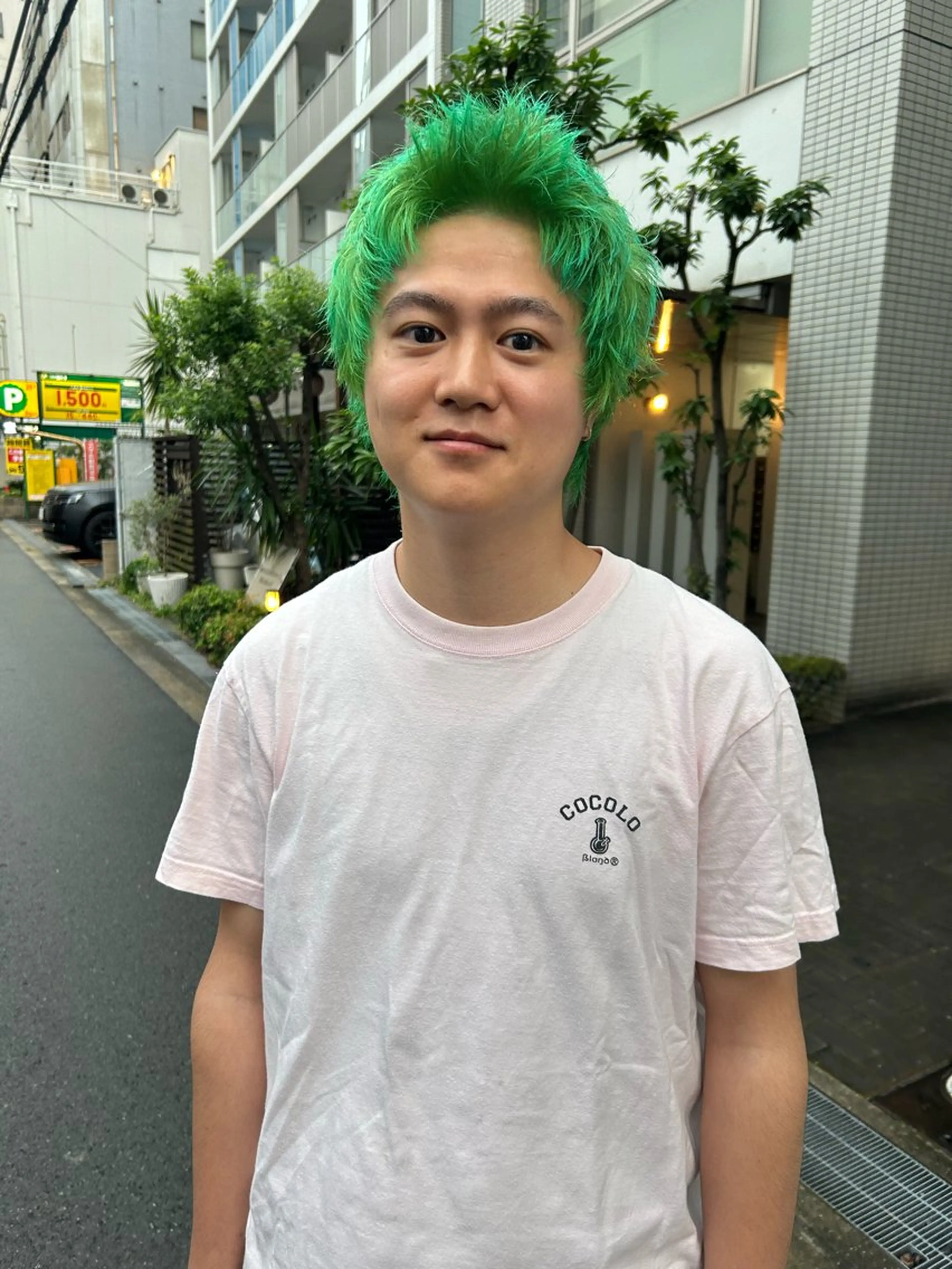 ブリーチリタッチ、オンカラーの写真