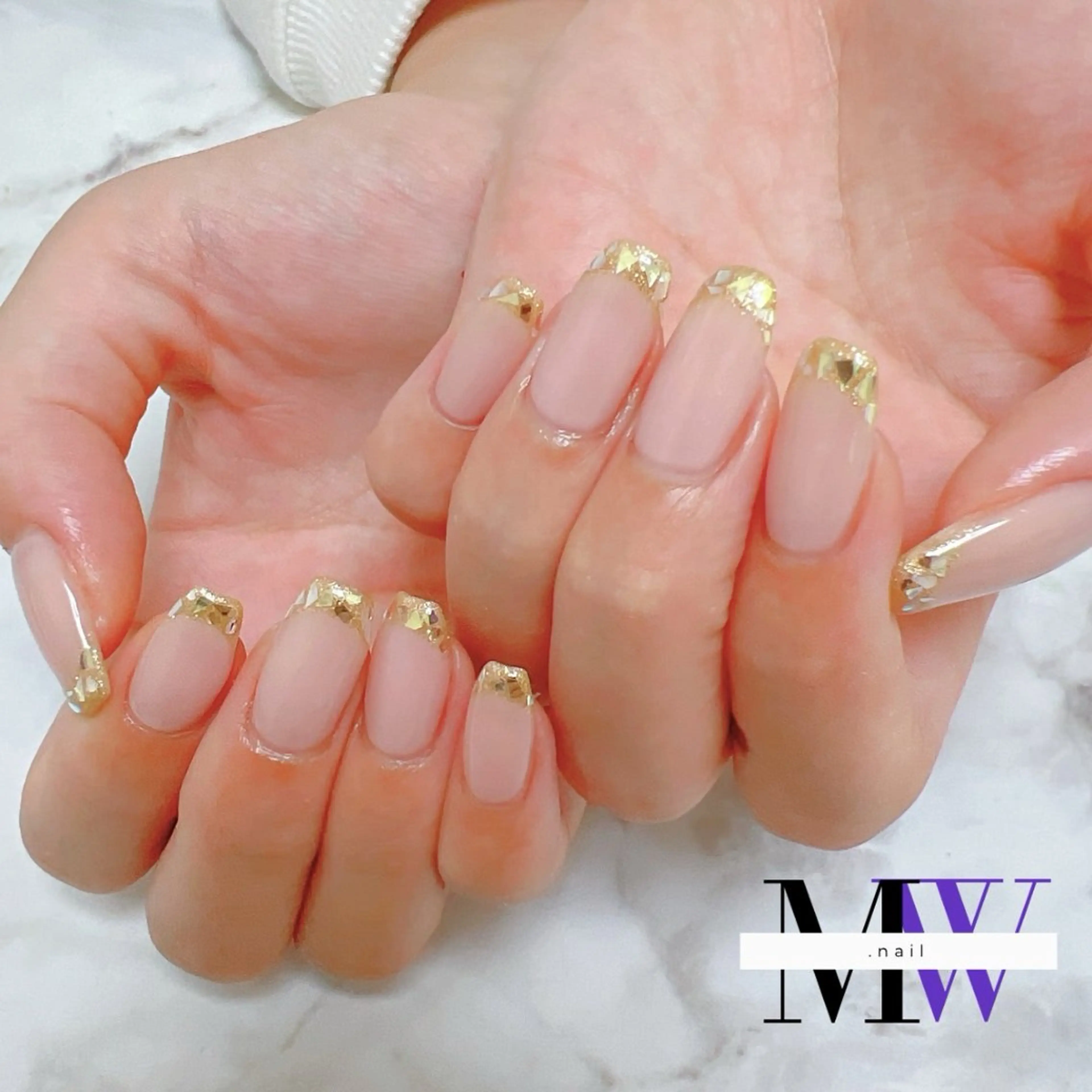 ネイル フレンチネイル ガラスフレンチ ハンドネイル MW .nailのネイルデザイン