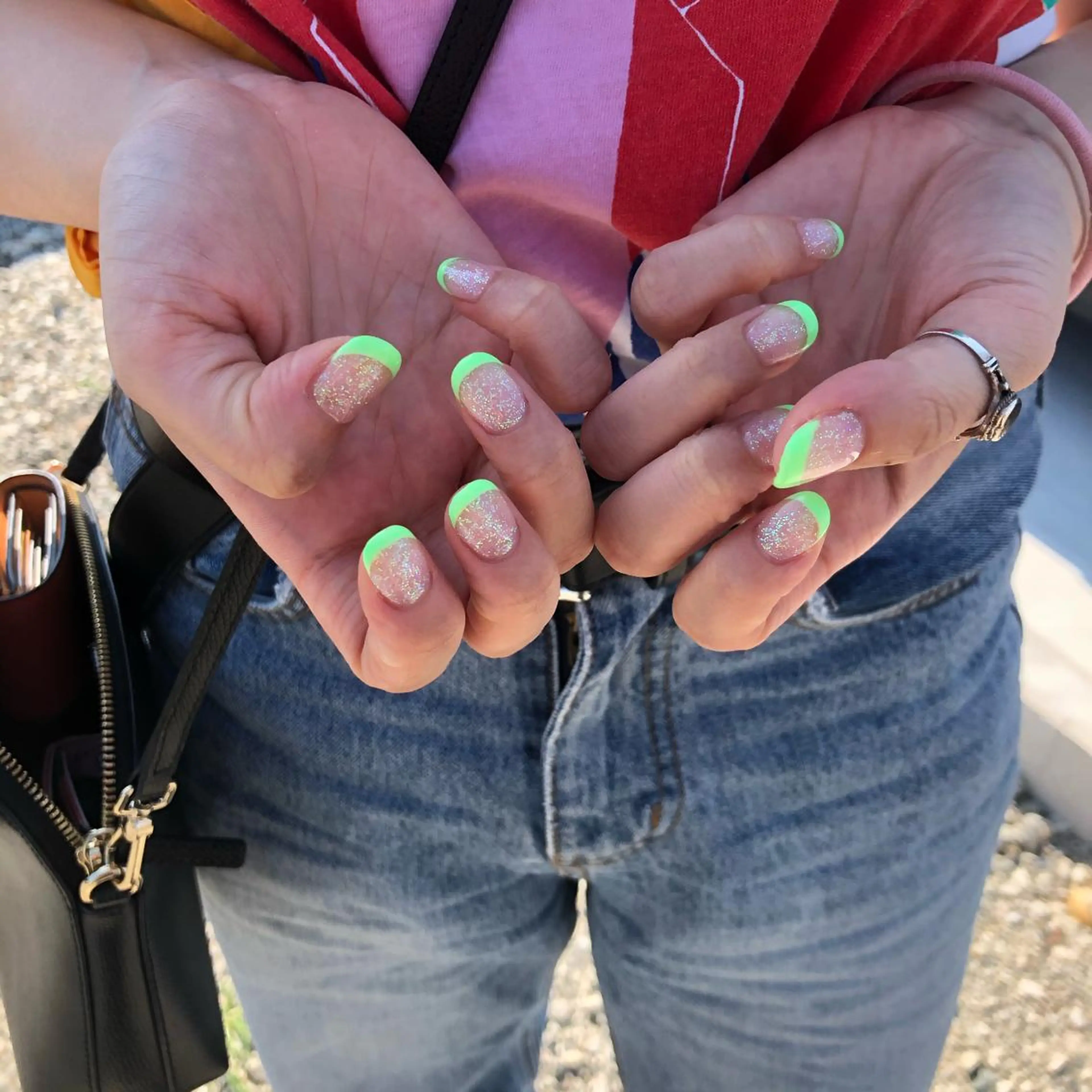 ネイル オーロラネイル フレンチネイル ラメ(グリッター) nail 1997のネイルデザイン