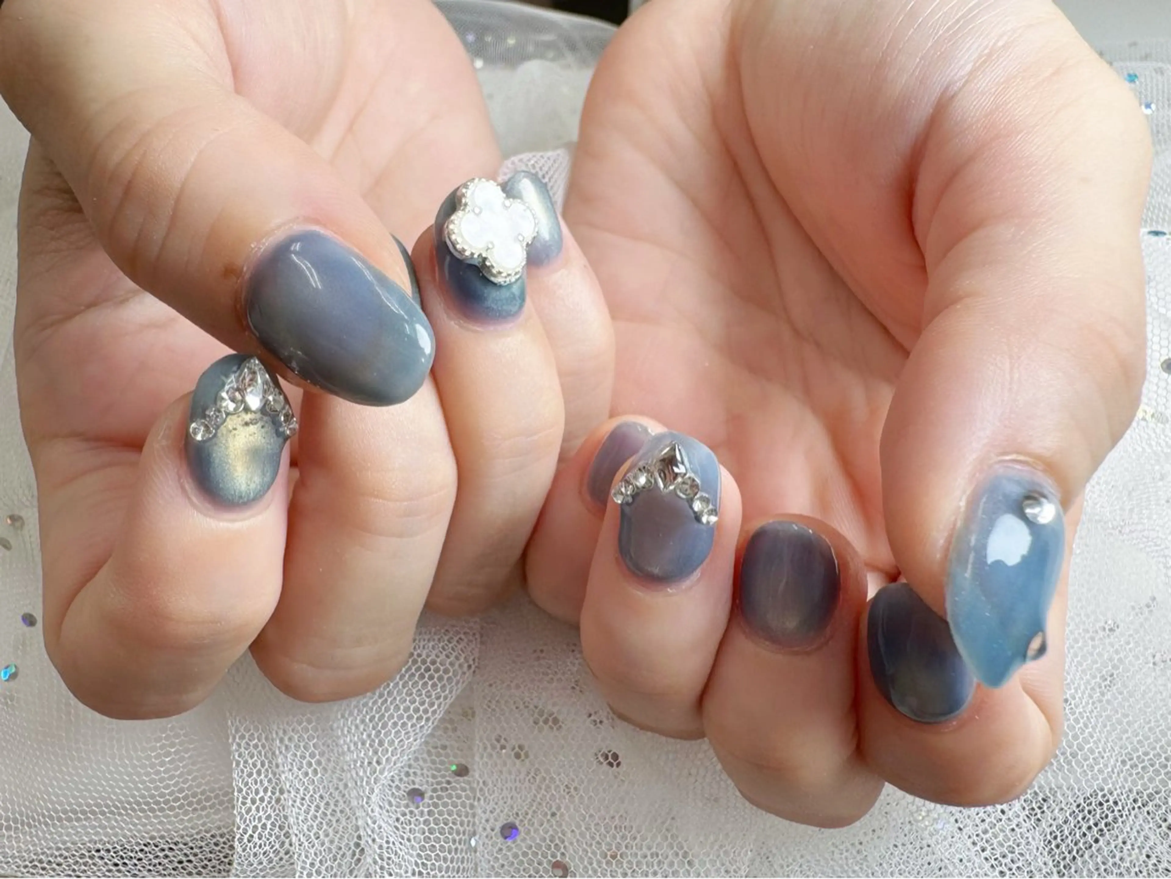 ネイル ビューティーサロン フラワーズ　ヒのネイルデザイン