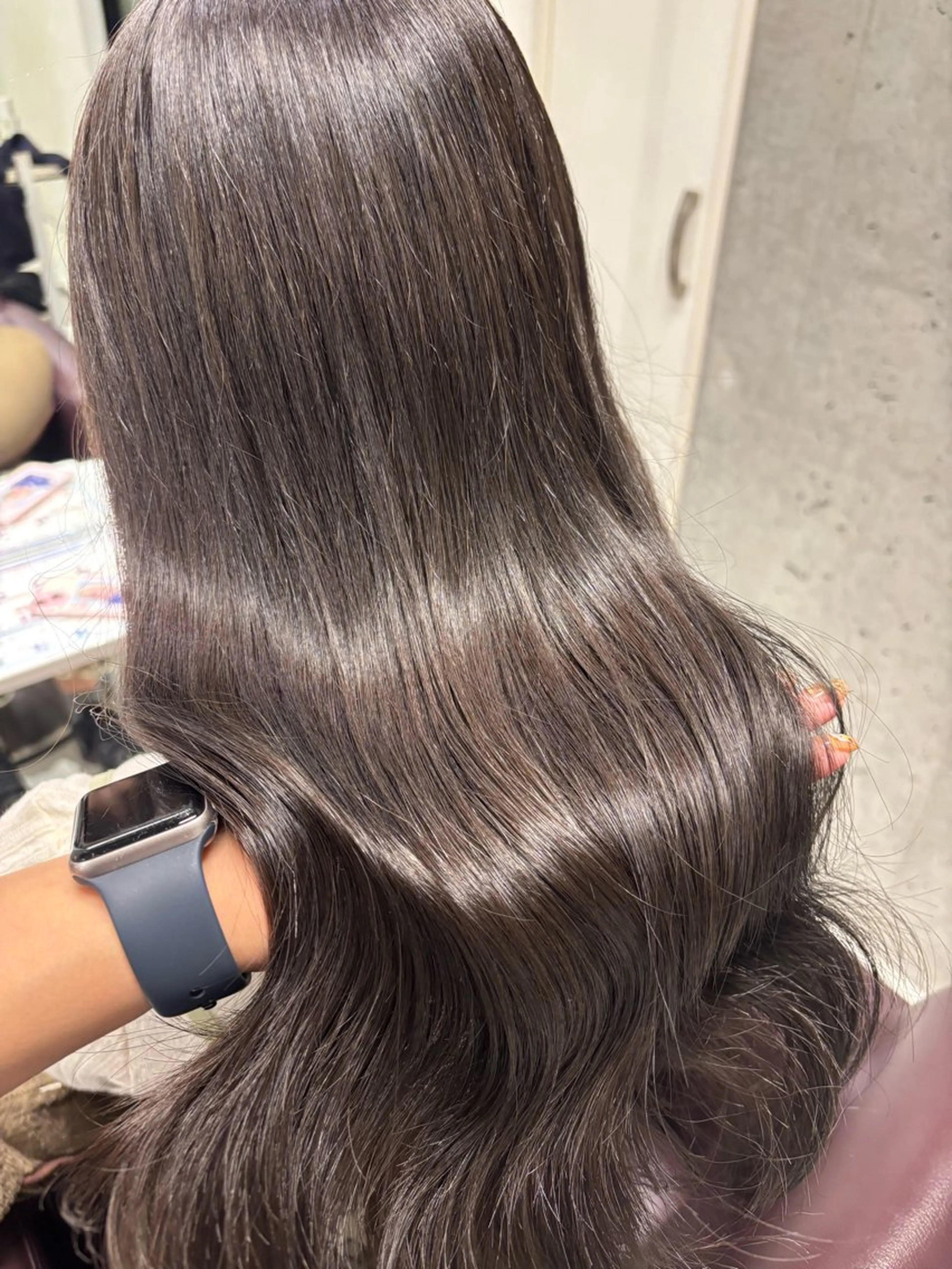 ロング カラー ベージュカラー フォギーベージュ トリートメント ヘアカラー トリートメント Miyu🎀レイヤー ／透明感カラー🪽のヘアスタイル