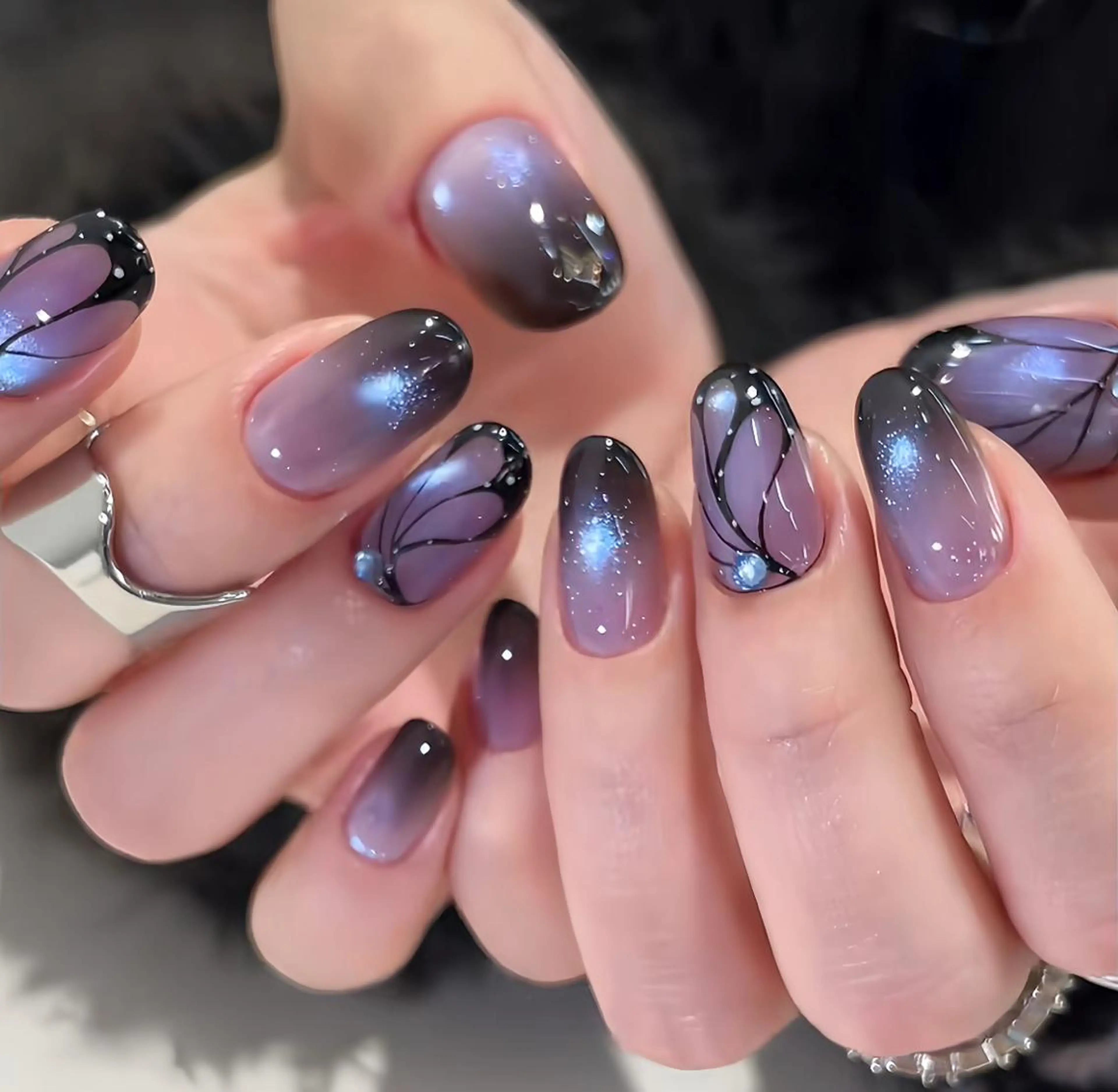 ネイル ハンドネイル エリ🫧 nail池袋東口のネイルデザイン