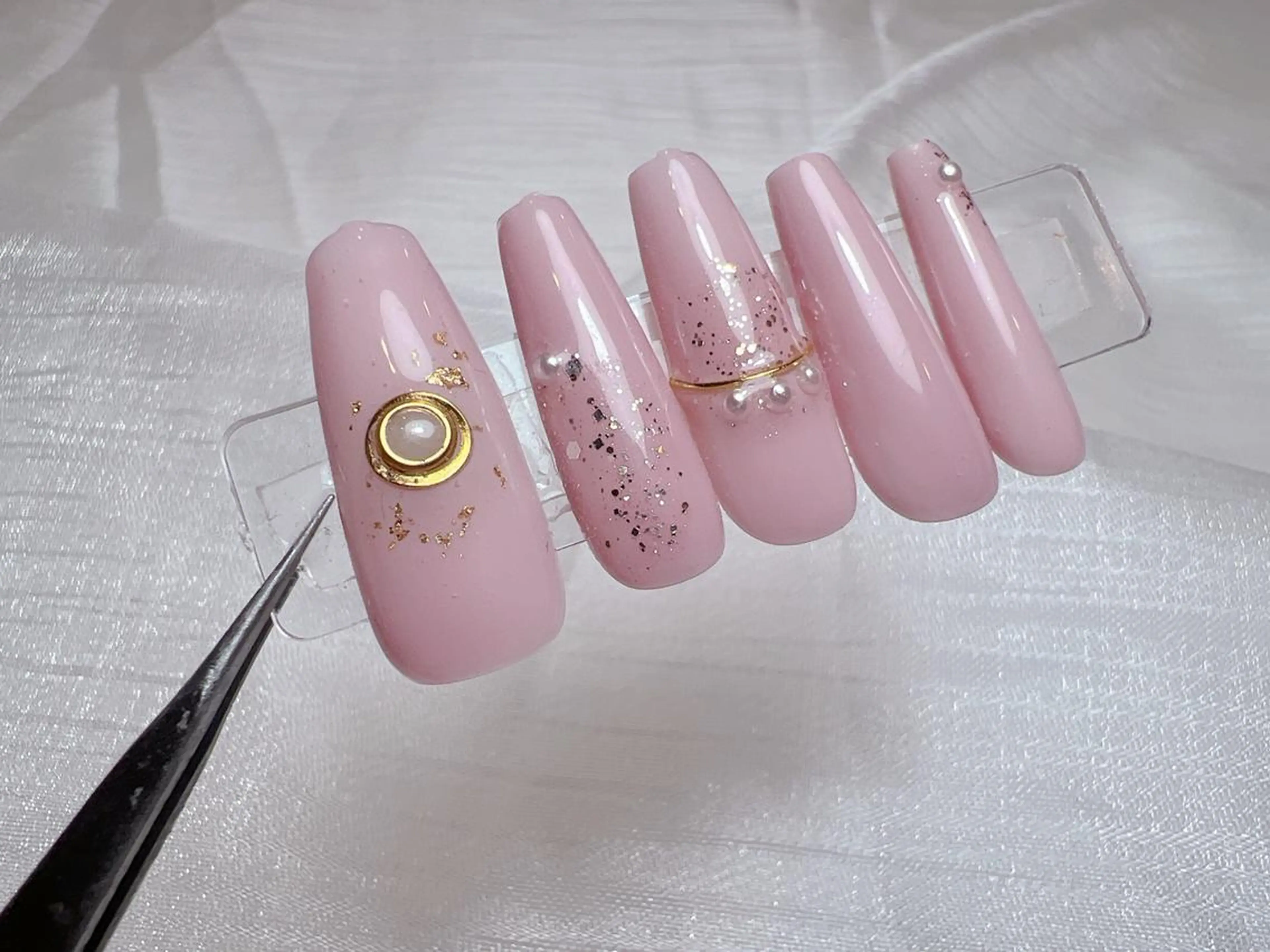 ネイル ハンドネイル MiKi Nai池袋 長さだし得意のネイルデザイン