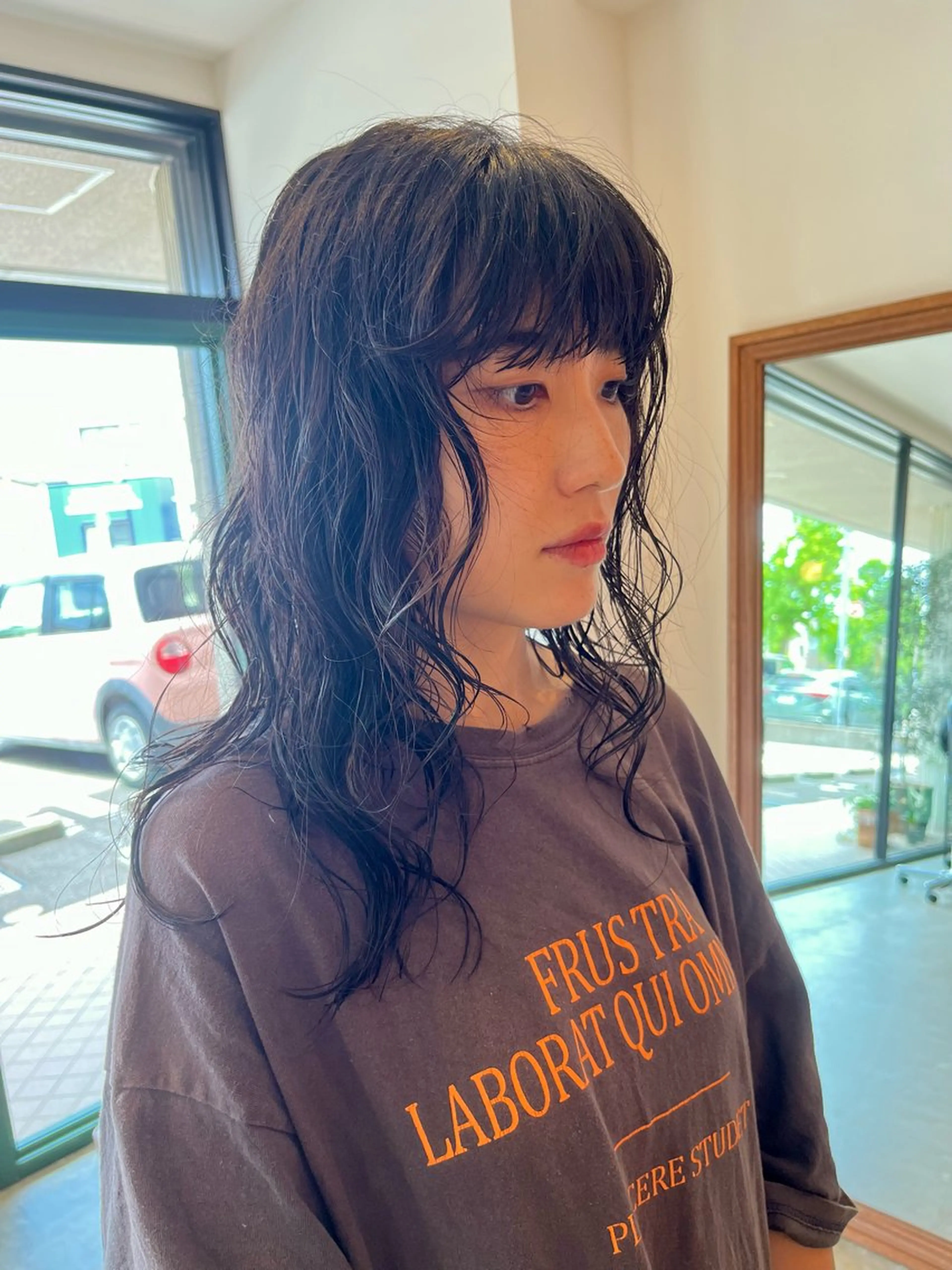 セミロング カット パーマ LOBBY HIMERIのヘアスタイル