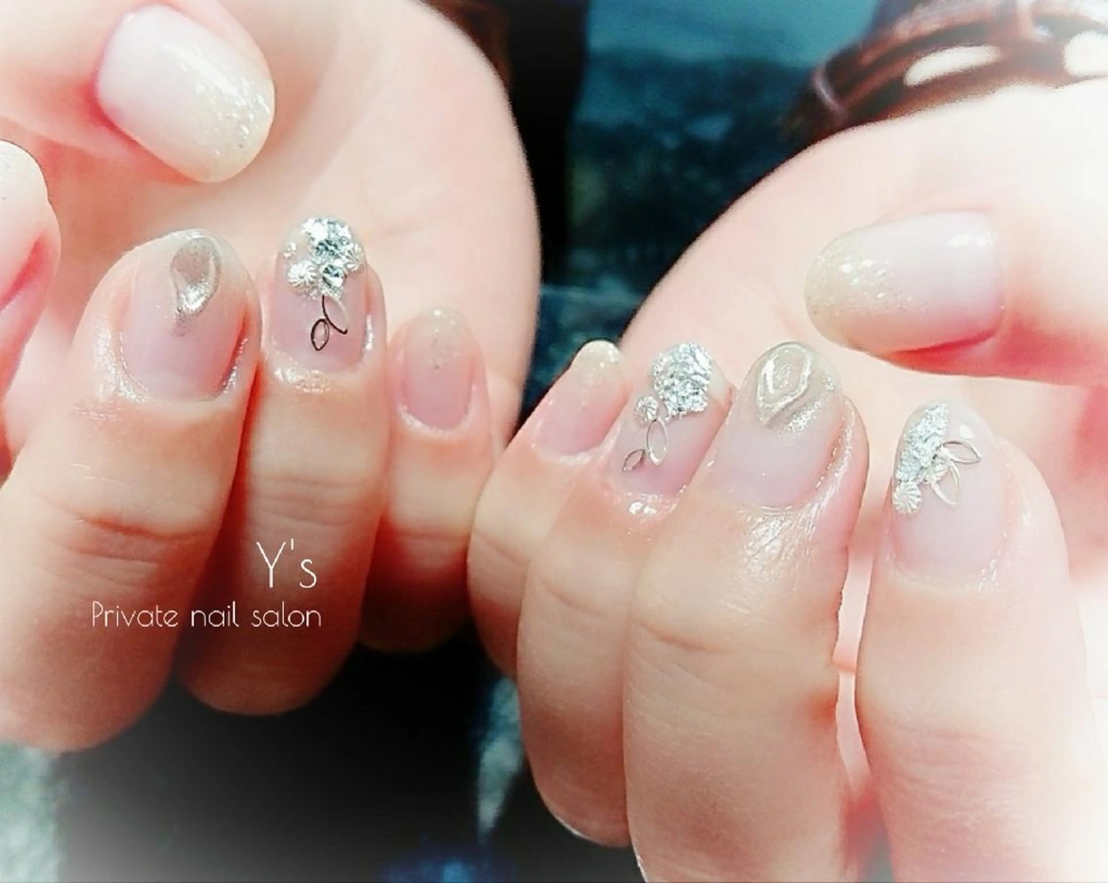 ネイル YUMI NAGAI  のネイルデザイン