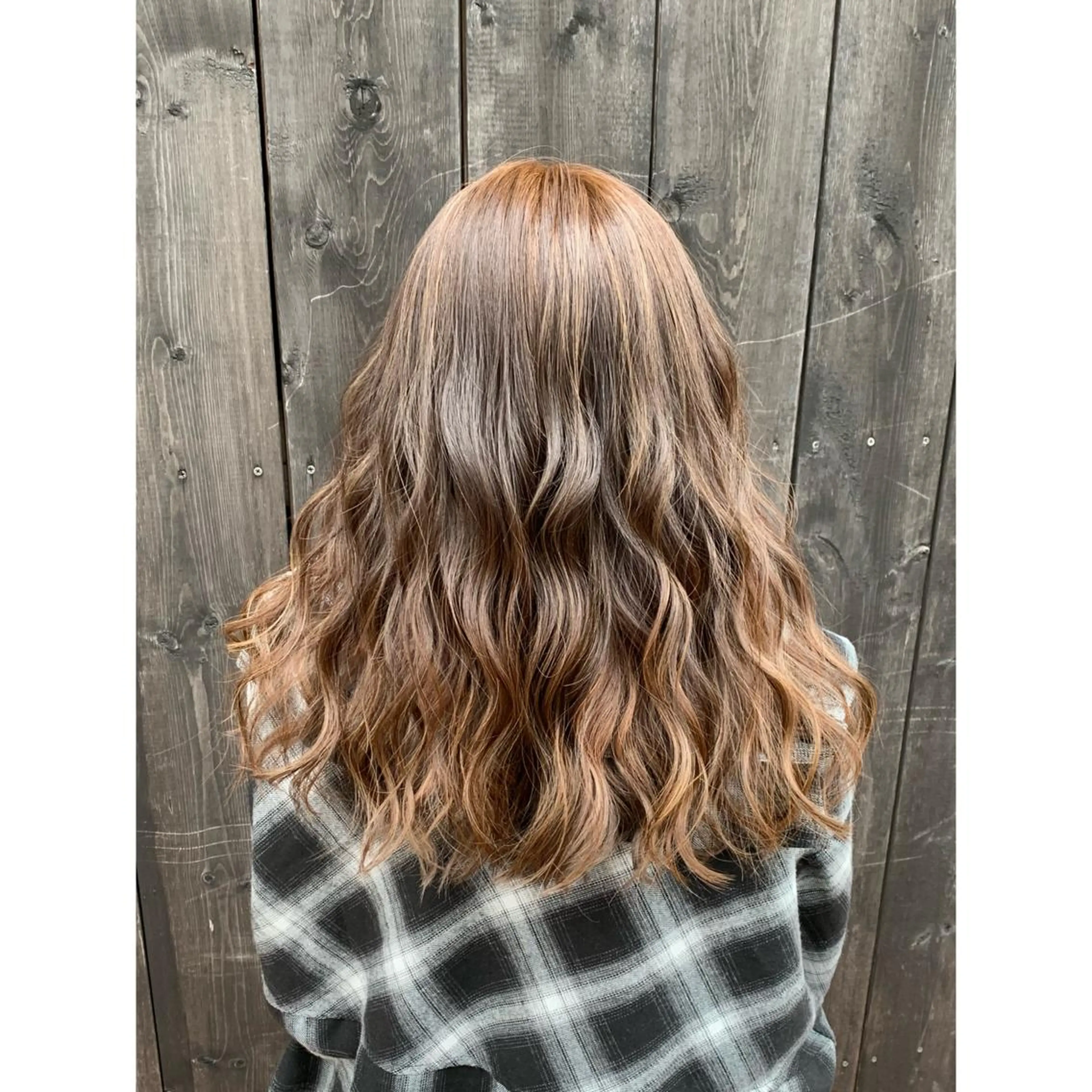 ロング LaLaMoana Rickyのヘアスタイル