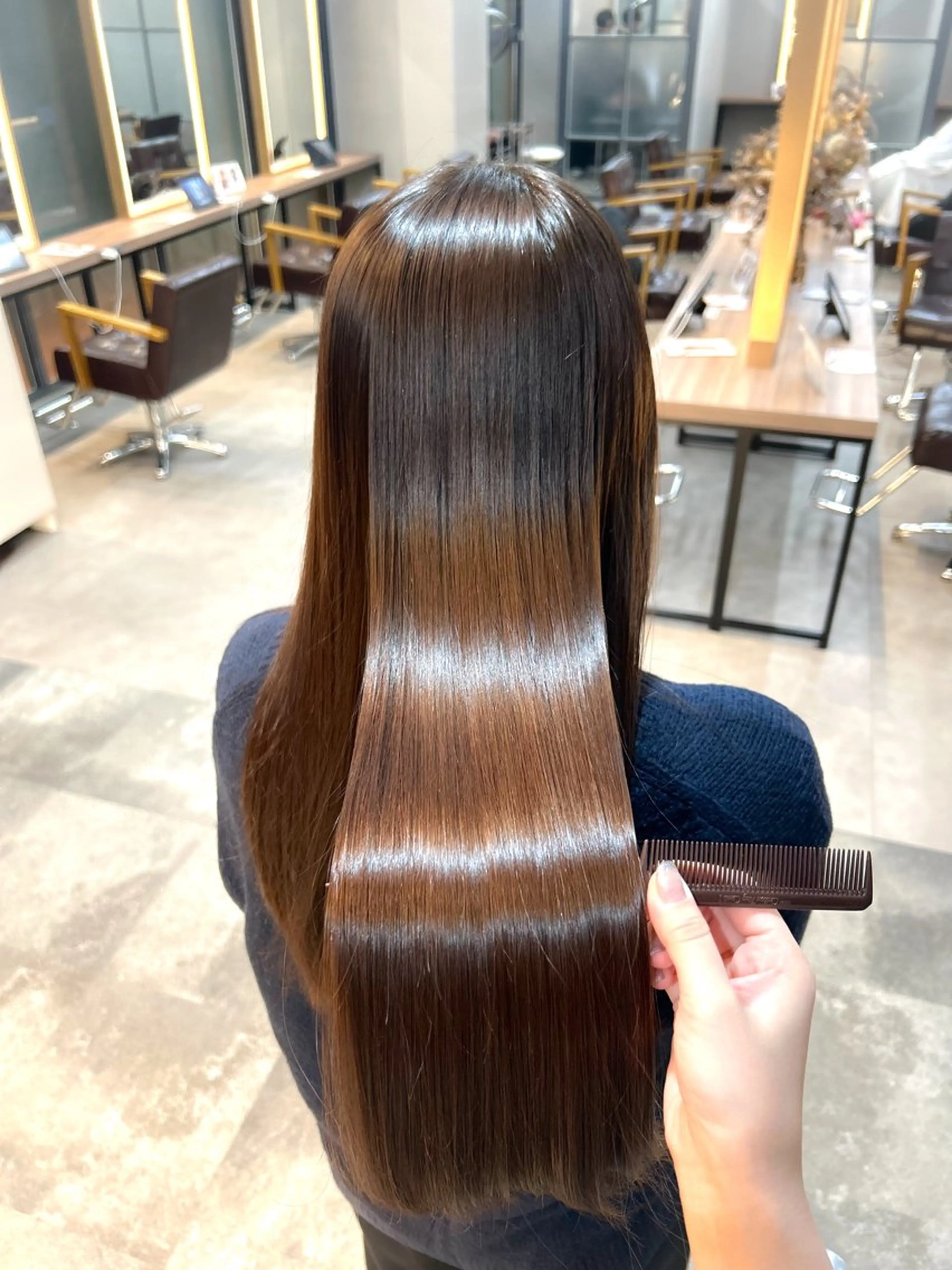 ロング カラー ハイトーン透明感/レ イヤー/ririkaのヘアスタイル