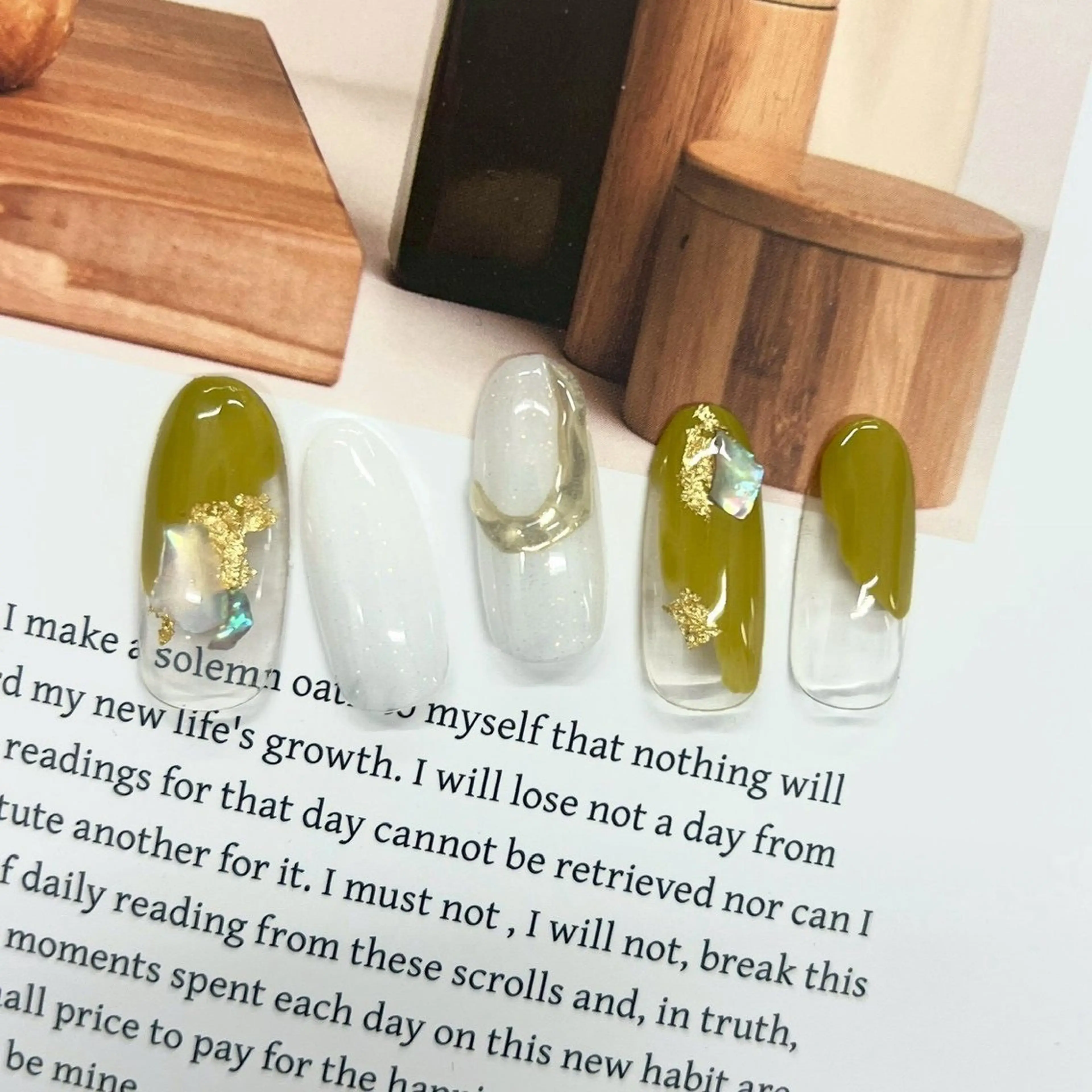 ネイル ⭐︎休業中の練習⭐︎ JNA認定講師髙橋のネイルデザイン