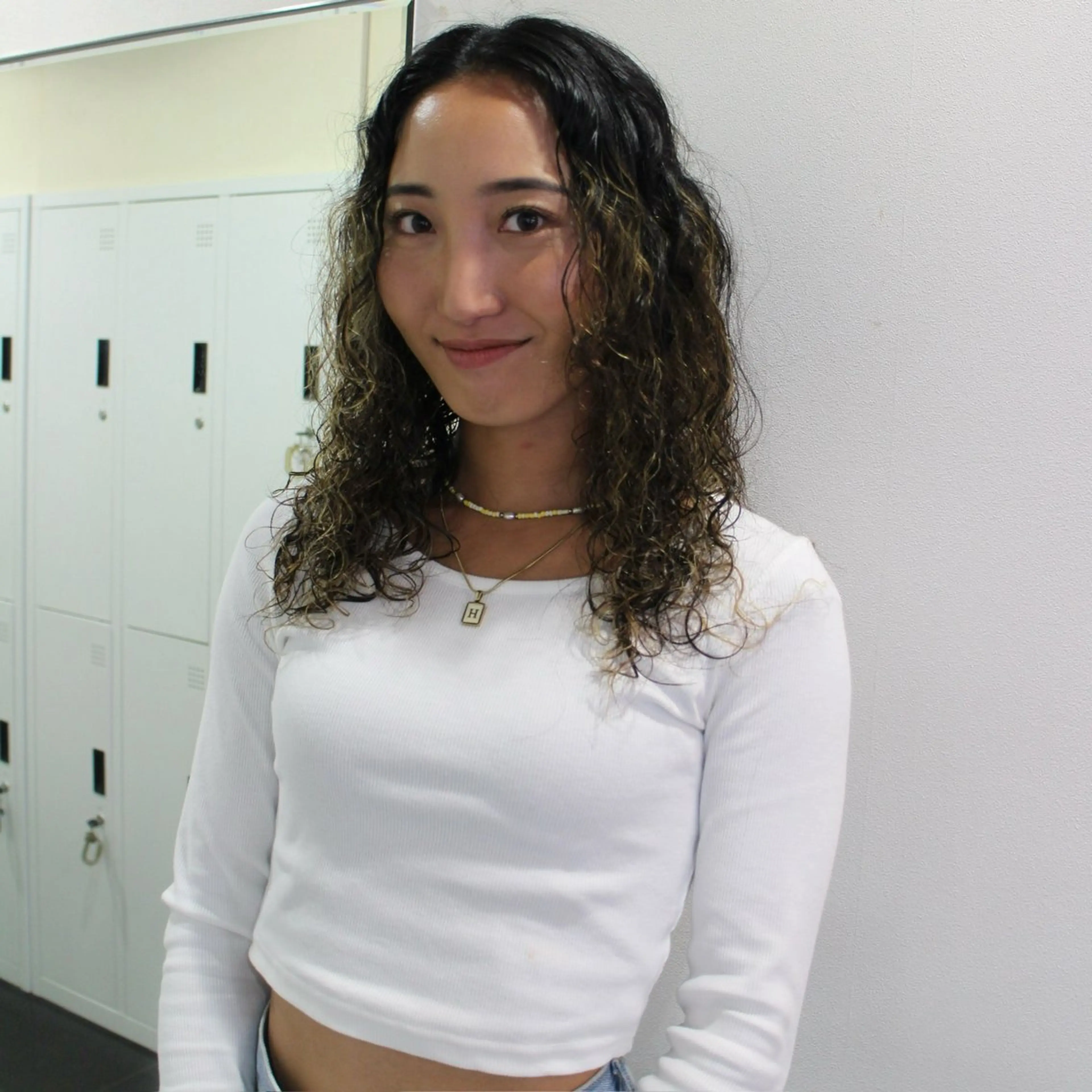 ロング パーマ ハイライト ロング カーリーパーマ/ 透明ｶﾗｰ/MIKUのヘアスタイル