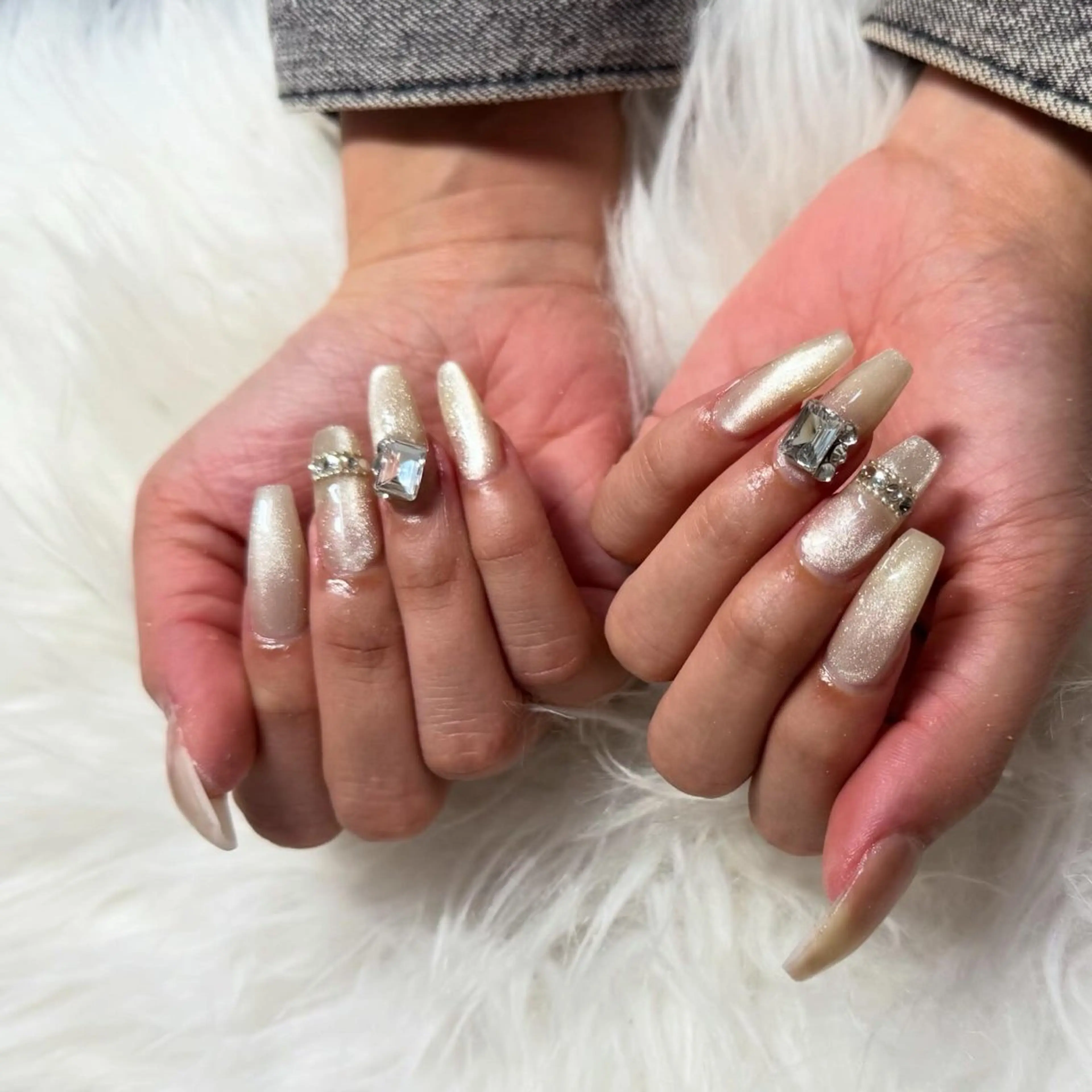 セミロング ハンドネイル mao .のネイルデザイン