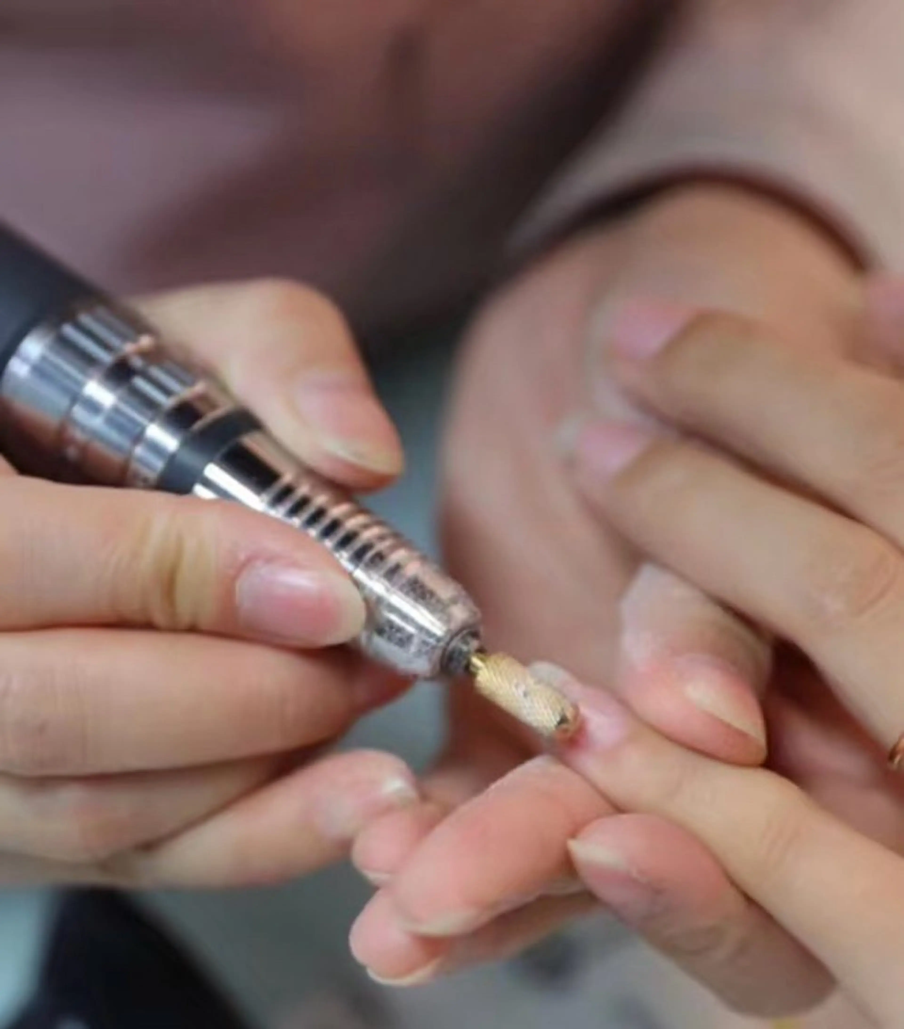 ネイル 長さ出し専門店 RIRIのネイルデザイン