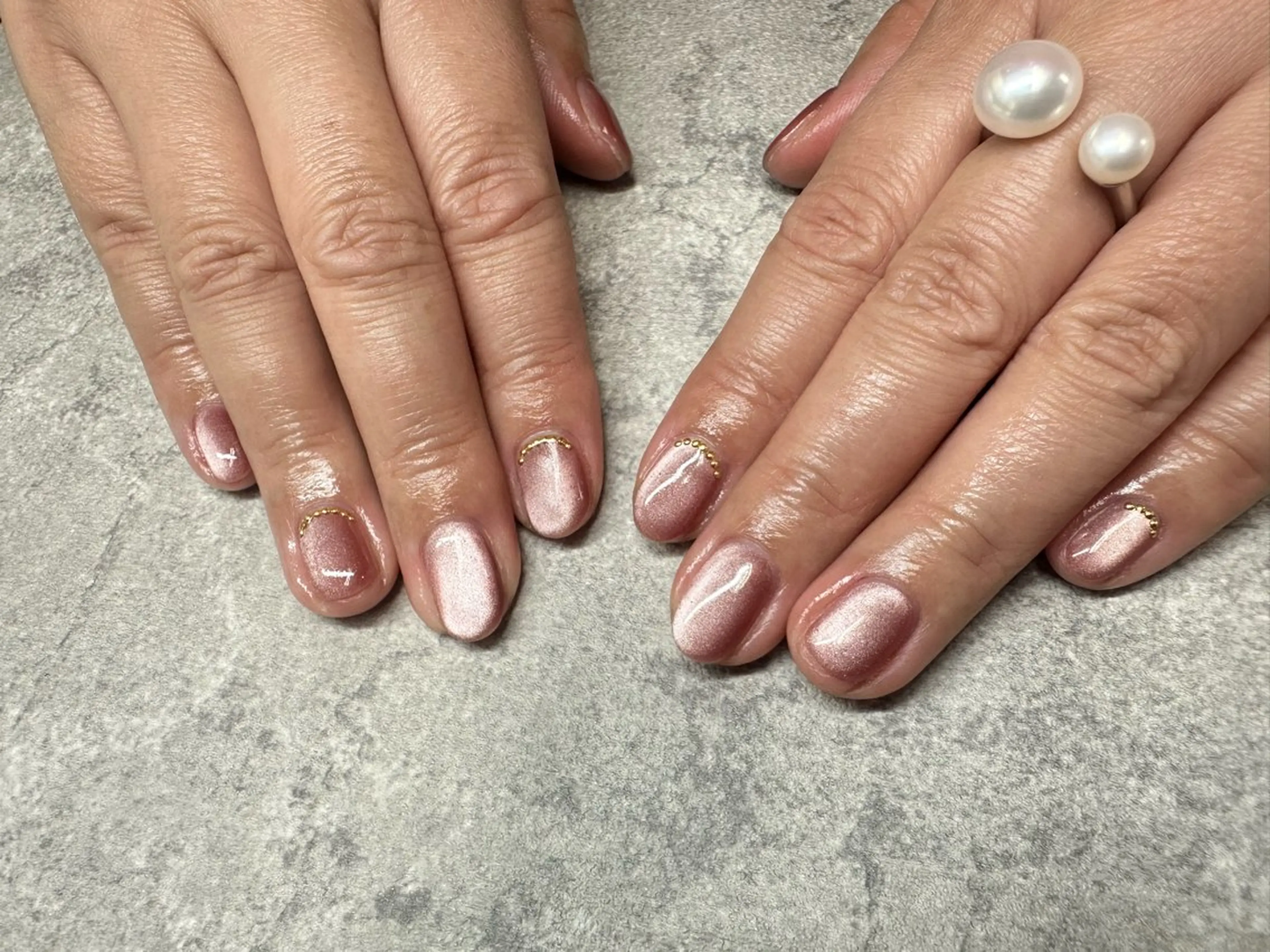 【🧲マグネットネイル🧲１０本】【パラジェル変更・フィルインOK】ソフトジェルオフ無料!!!!アート追加OK🙋‍♀️の写真