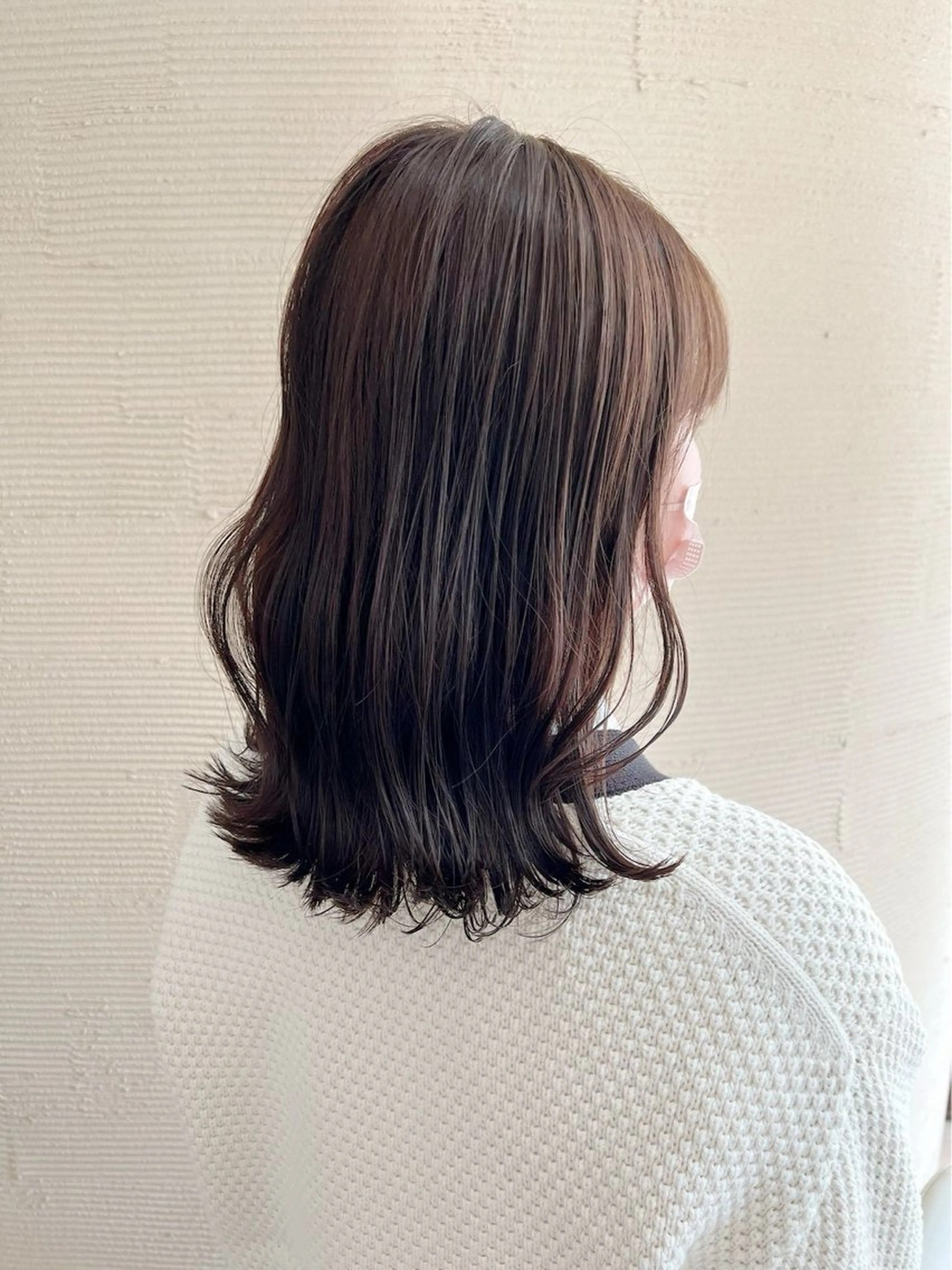 ミディアム カラー ヘアアレンジ バレイヤージュ ブリーチ ブロンド 透明感カラー イヤリングカラー カット ヘアカラー 岡山駅/髪質改善 透明感カラー🐼のヘアスタイル
