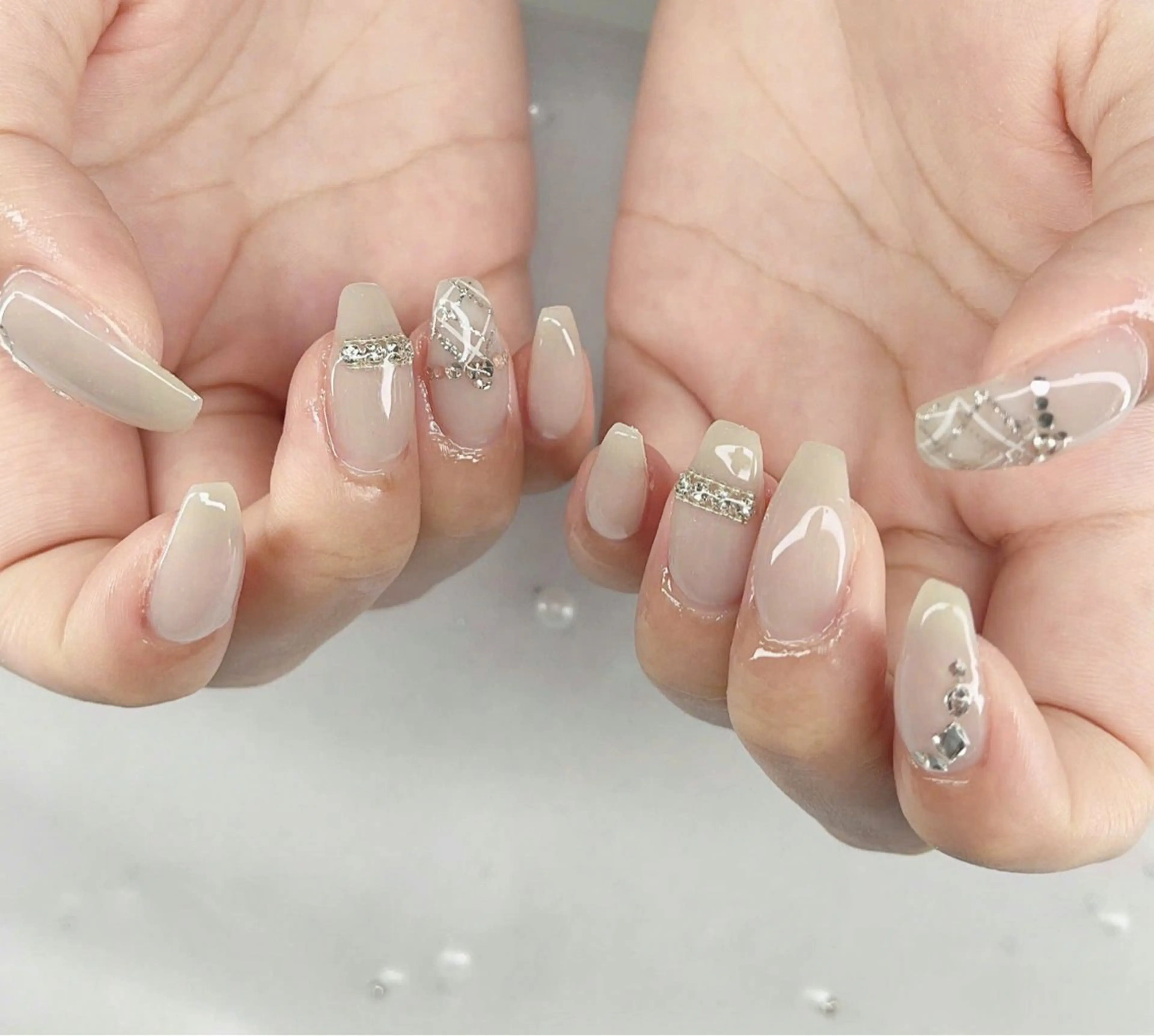 ネイル フレンチネイル キラキラネイル 水色 マグネットネイル ミラーネイル Lina nail所属・Lunaa 池袋のネイルデザイン