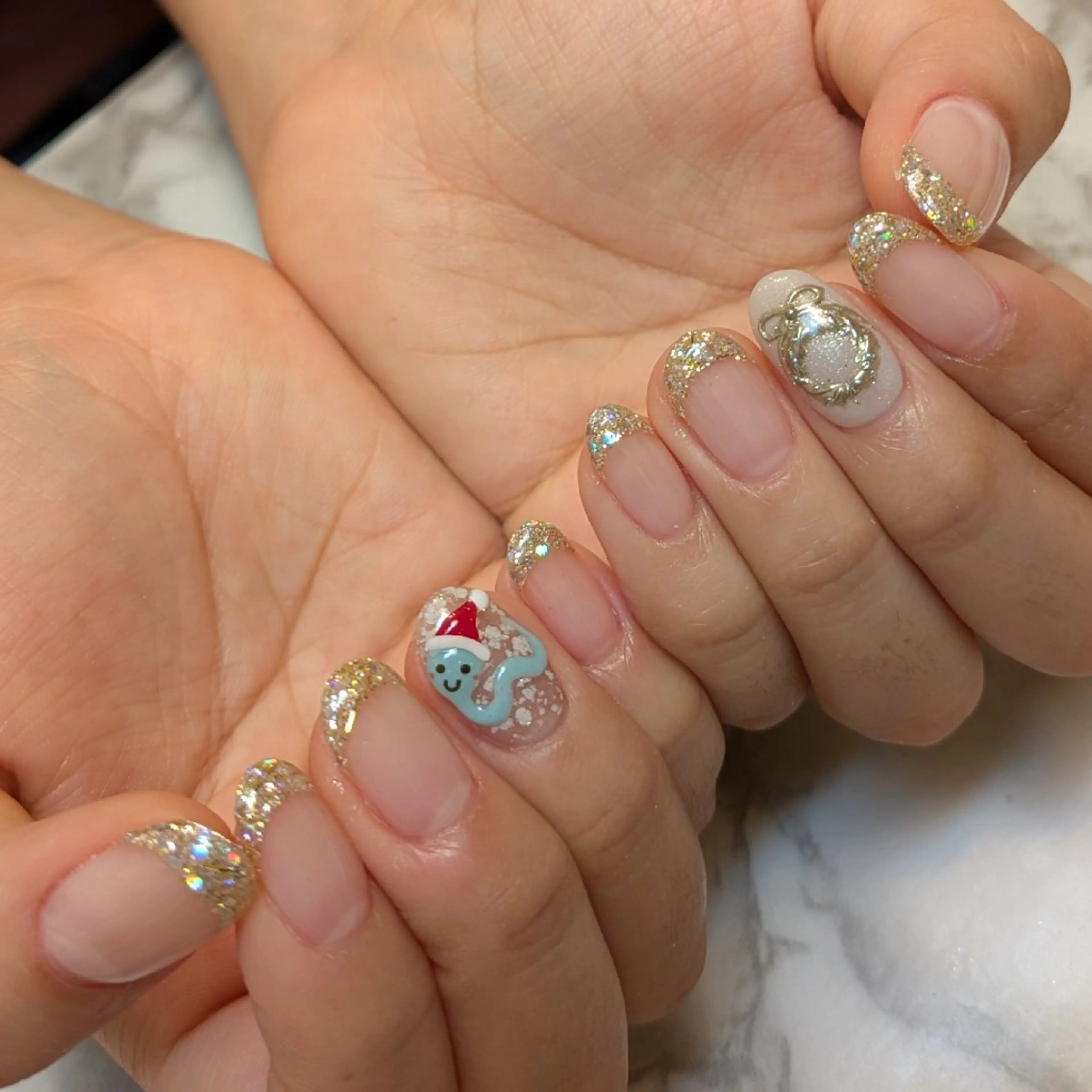 ネイル 冬ネイル クリスマス ジェヌインネイル 河内のネイルデザイン