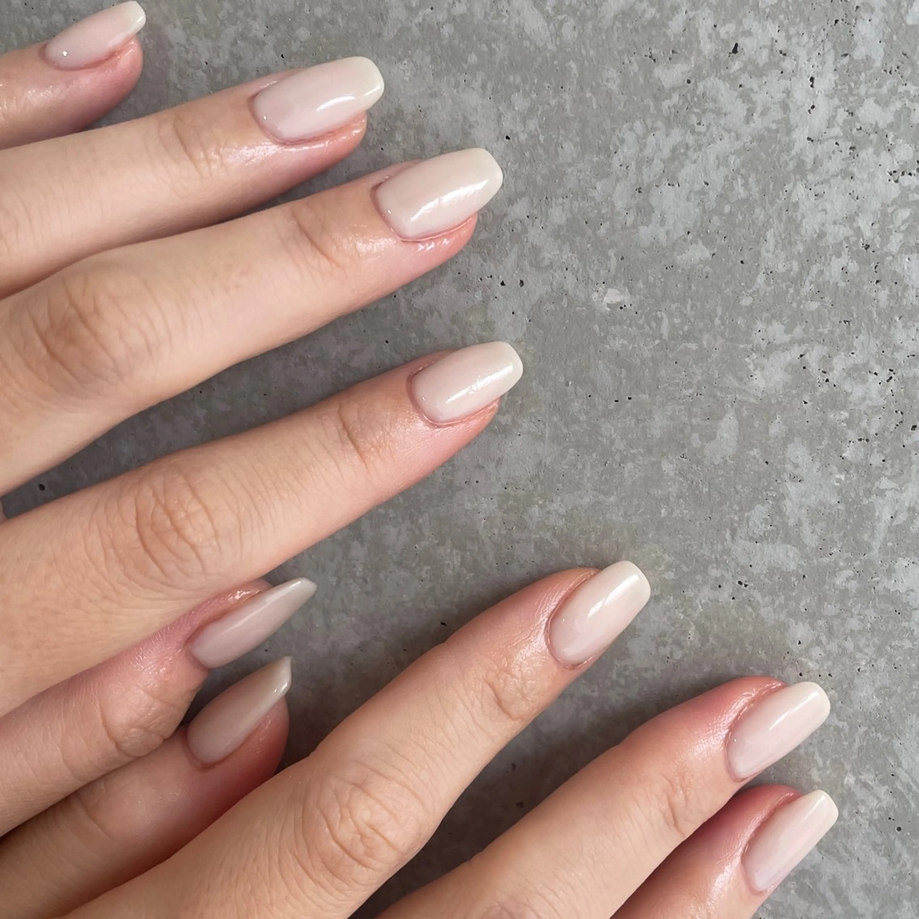 オフありちゅるんワンカラー🌸の写真