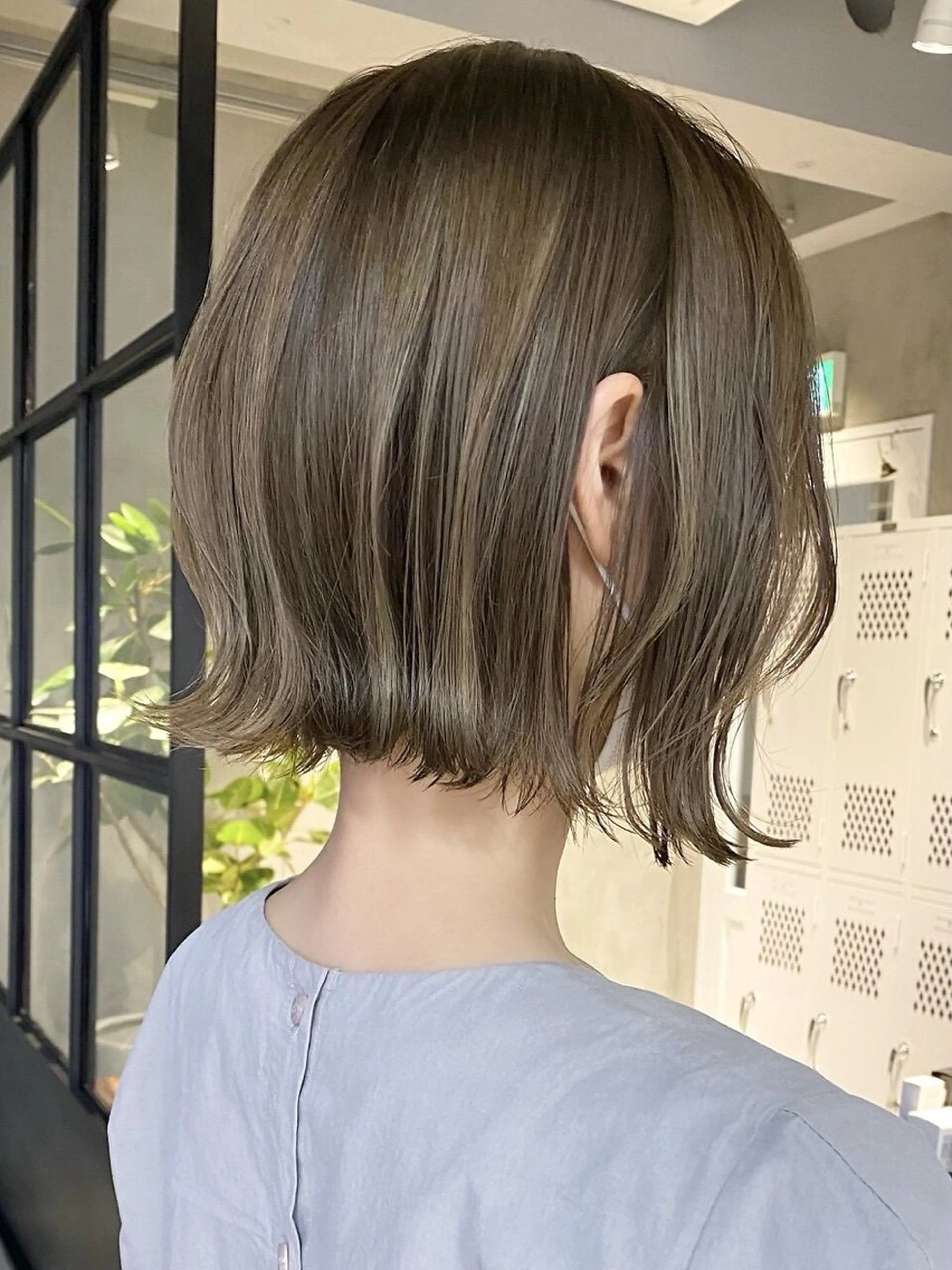ショート カラー ヘアカラー 米井 杏菜のヘアスタイル