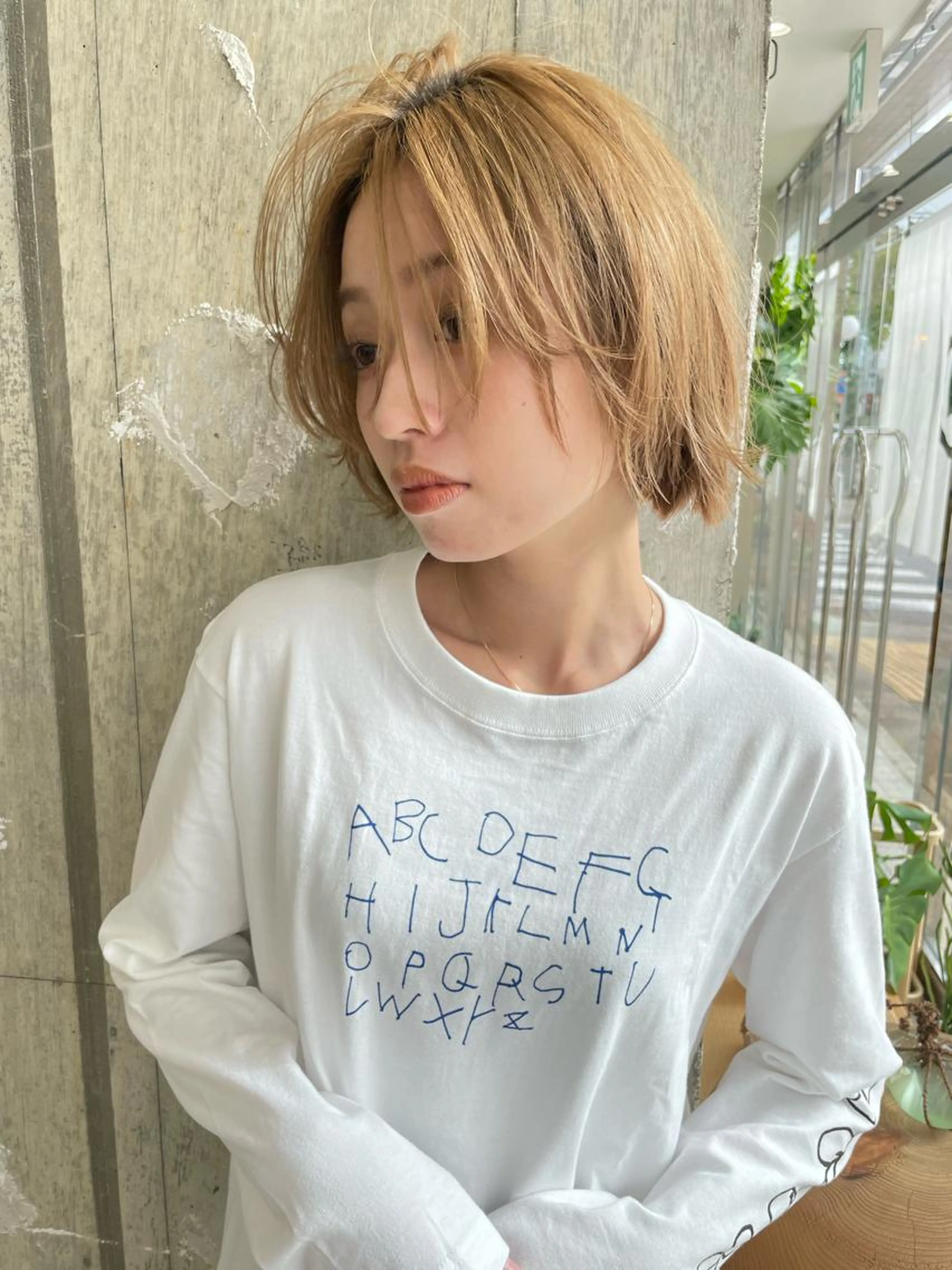 【🟡垢抜けダブルカラー🟡】カット＋ケアブリーチ＋トリートメント　透明感のある柔らかい色に🫧🌿の写真