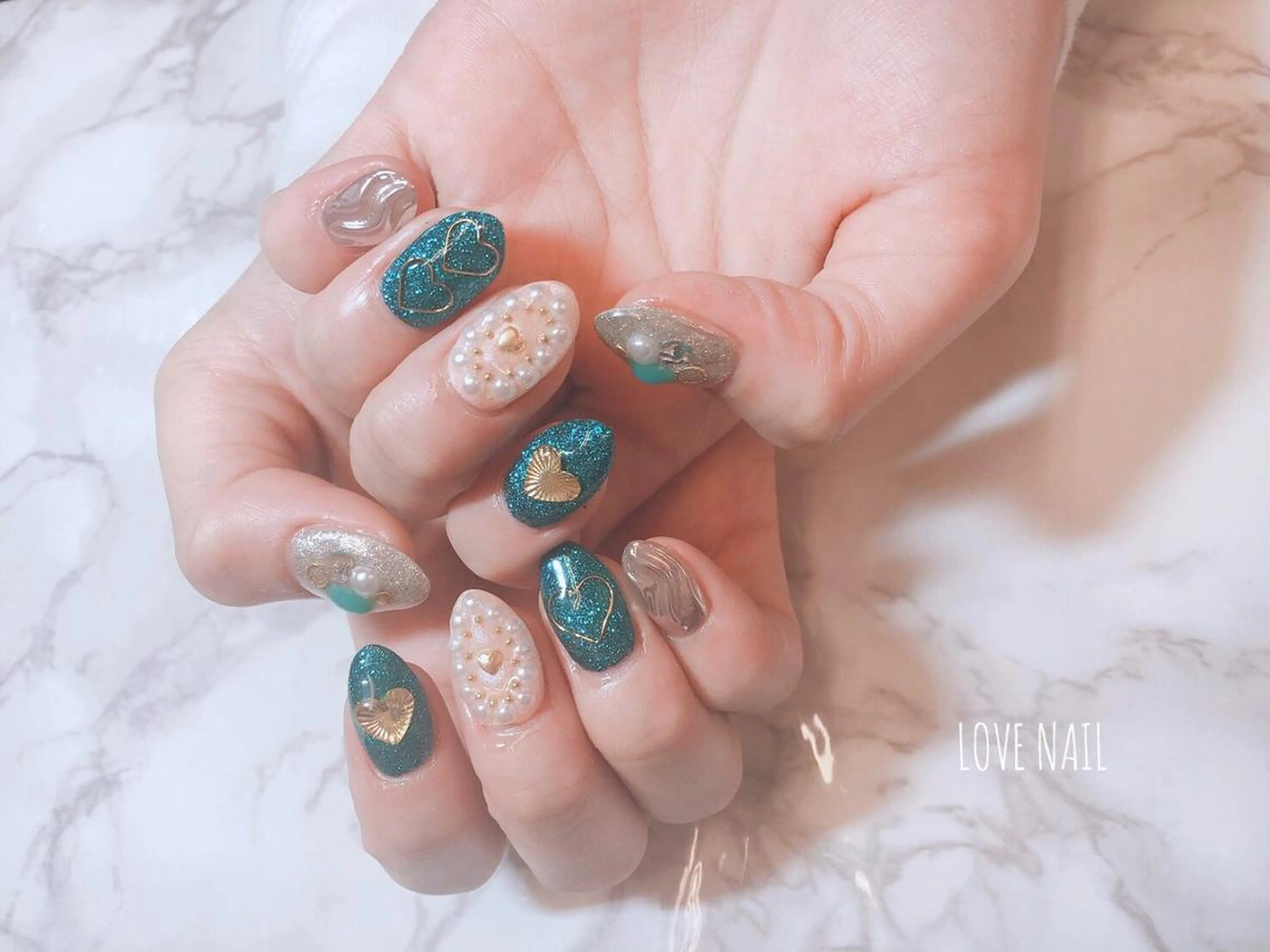 ネイル ハンドネイル LOVE NAIL 💕Sonoのネイルデザイン