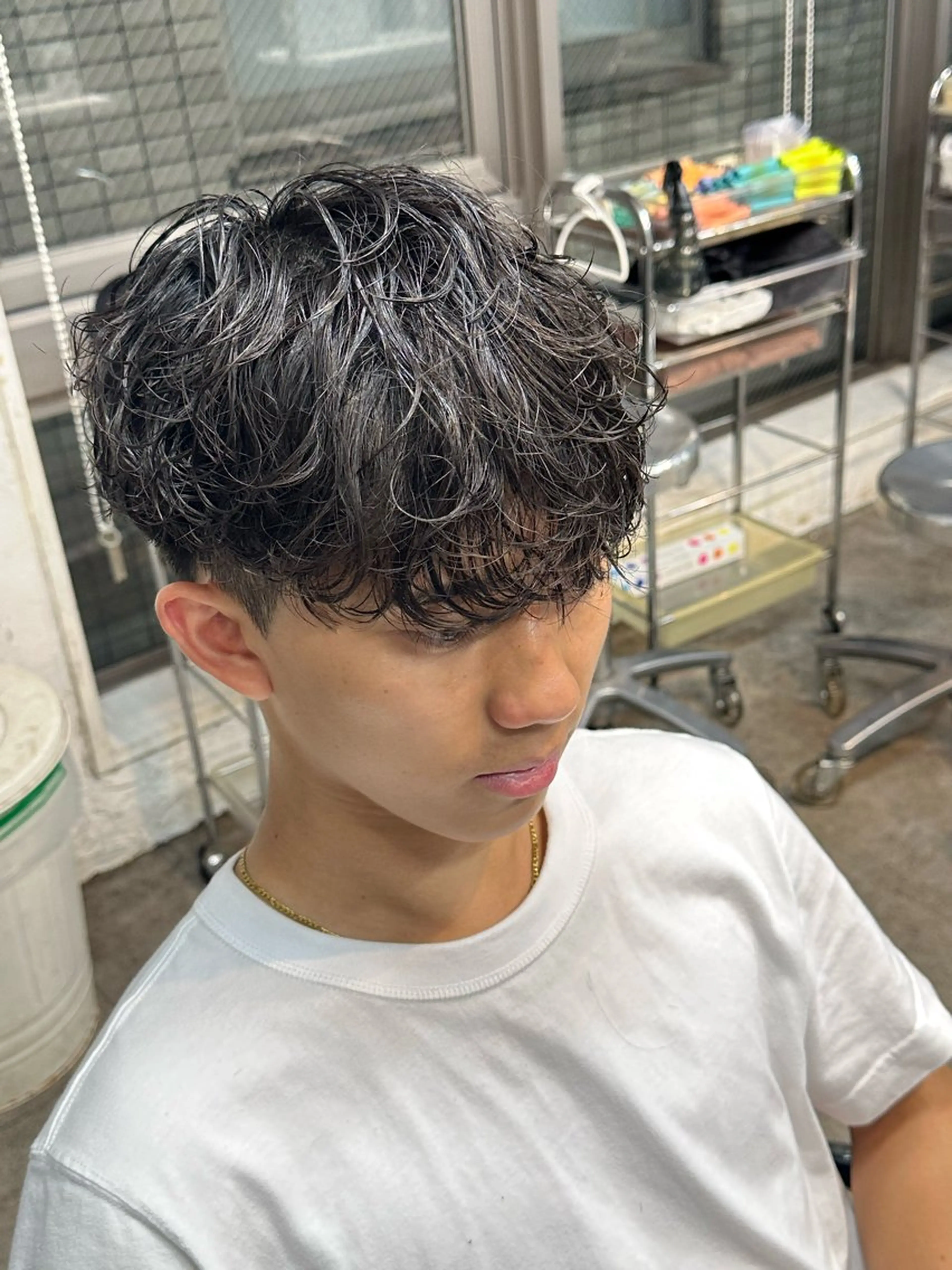 パーマ メンズ フェザーパーマ マッシュ メンズパーマ 学生（メンズ向け） メンズツイストパーマ カット パーマ fifth men's原宿所属・fifth/原宿/ シャドウパーマ/カズのヘアスタイル