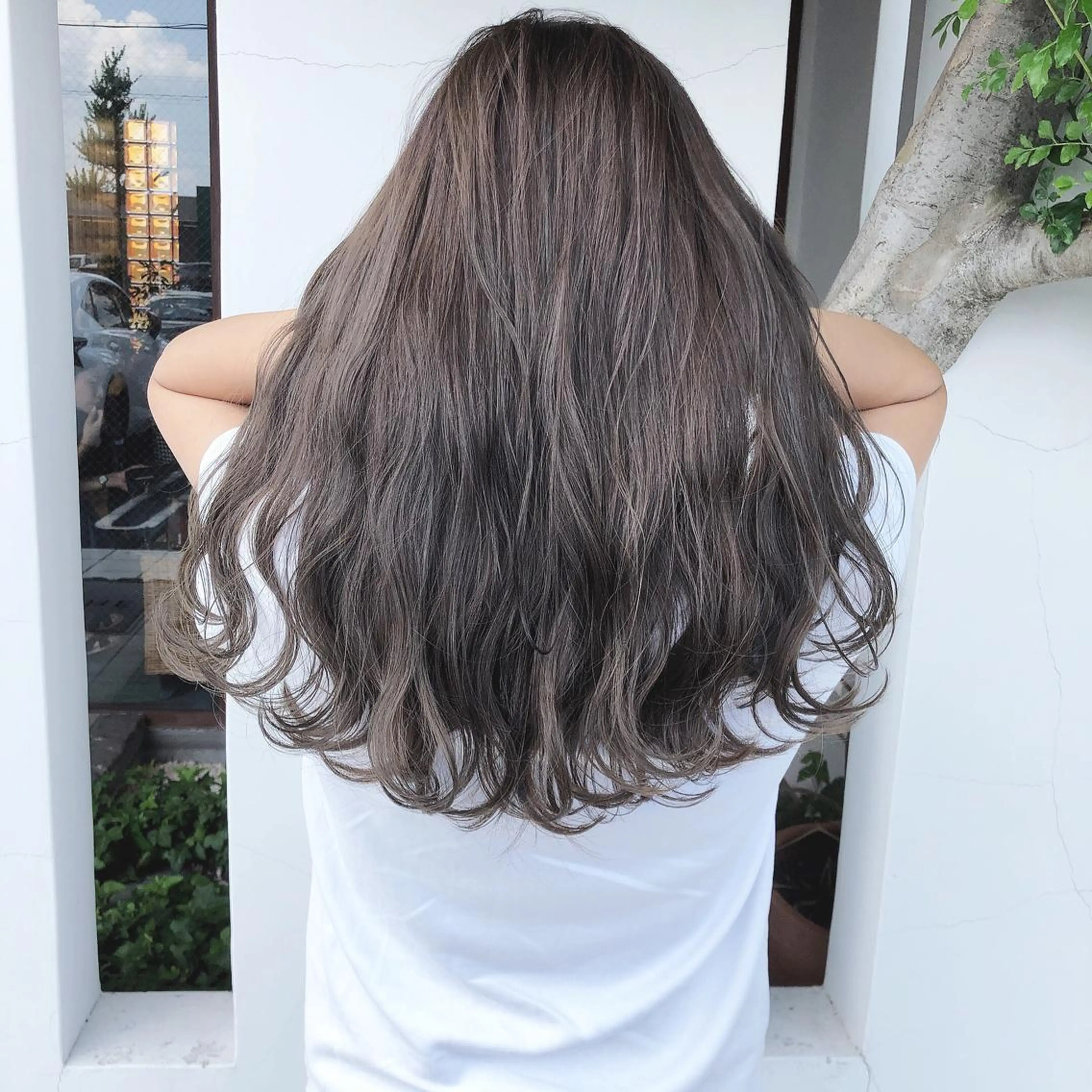 ロング カラー カット ヘアカラー トリートメント 具志 正太のヘアスタイル