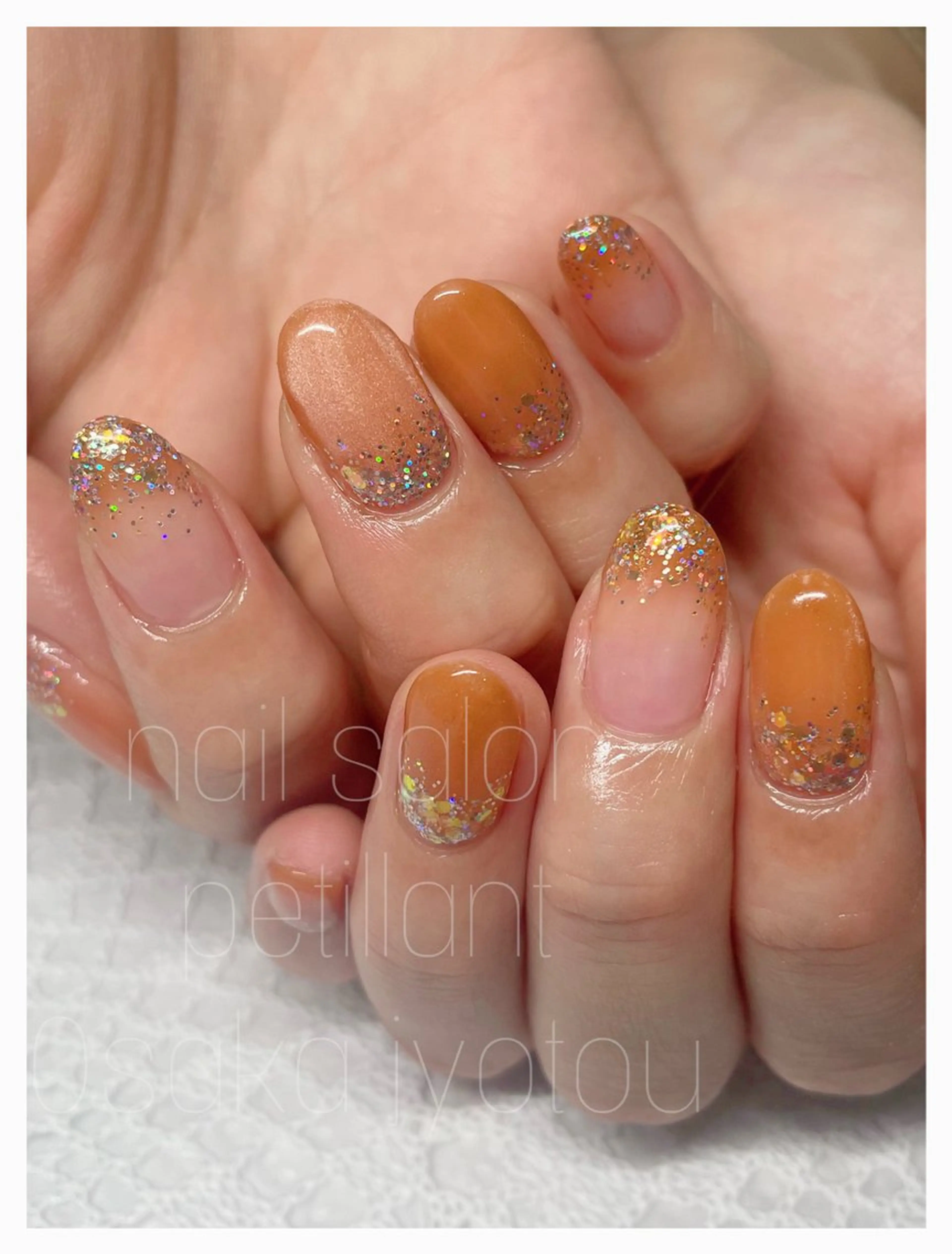 ネイル キラキラネイル ラメ(グリッター) マグネットネイル オレンジ nail salon petillantのネイルデザイン
