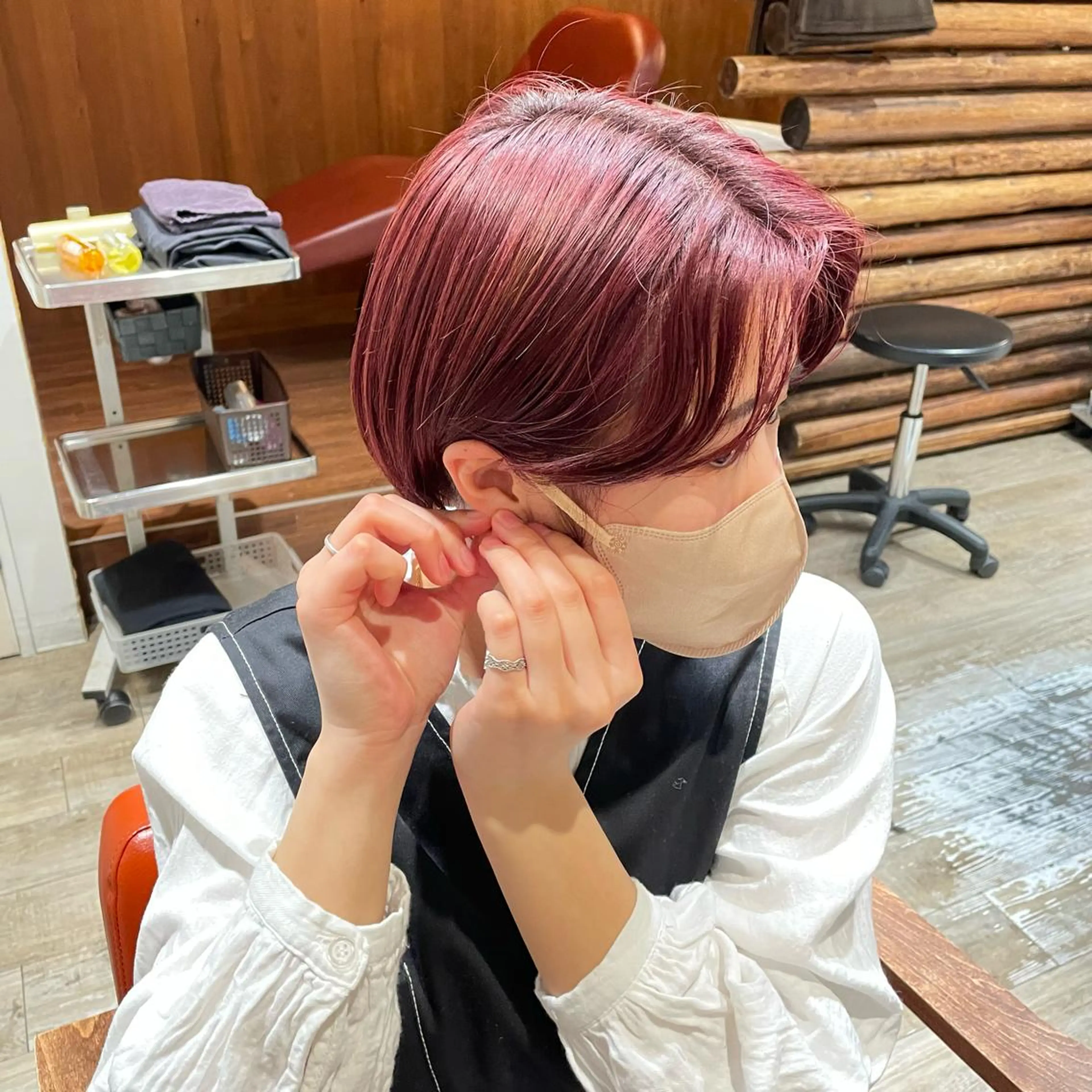 ショート カラー ゆう🫧 透明感/ハイトーンのヘアスタイル