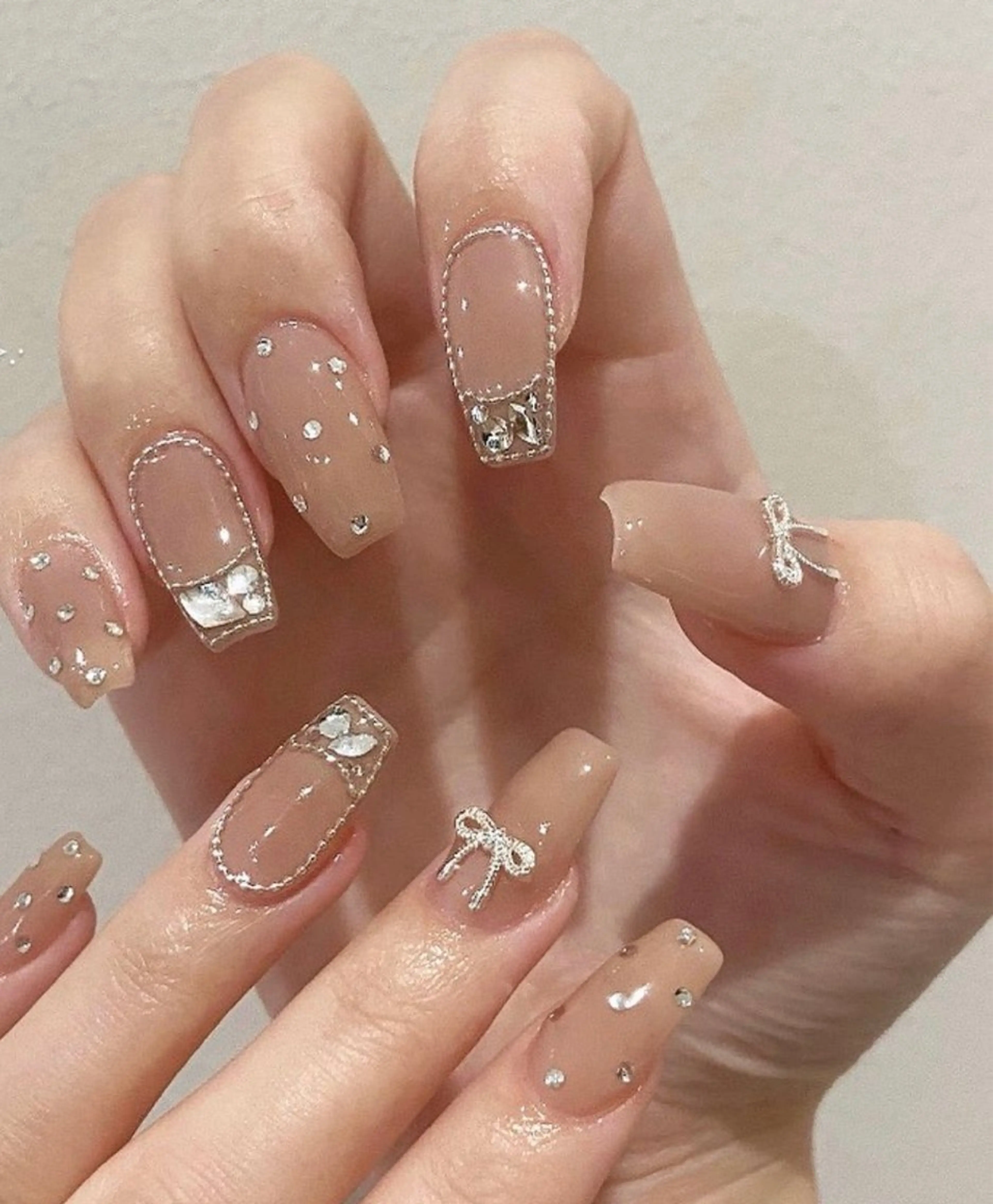 ネイル HIN NAILのネイルデザイン