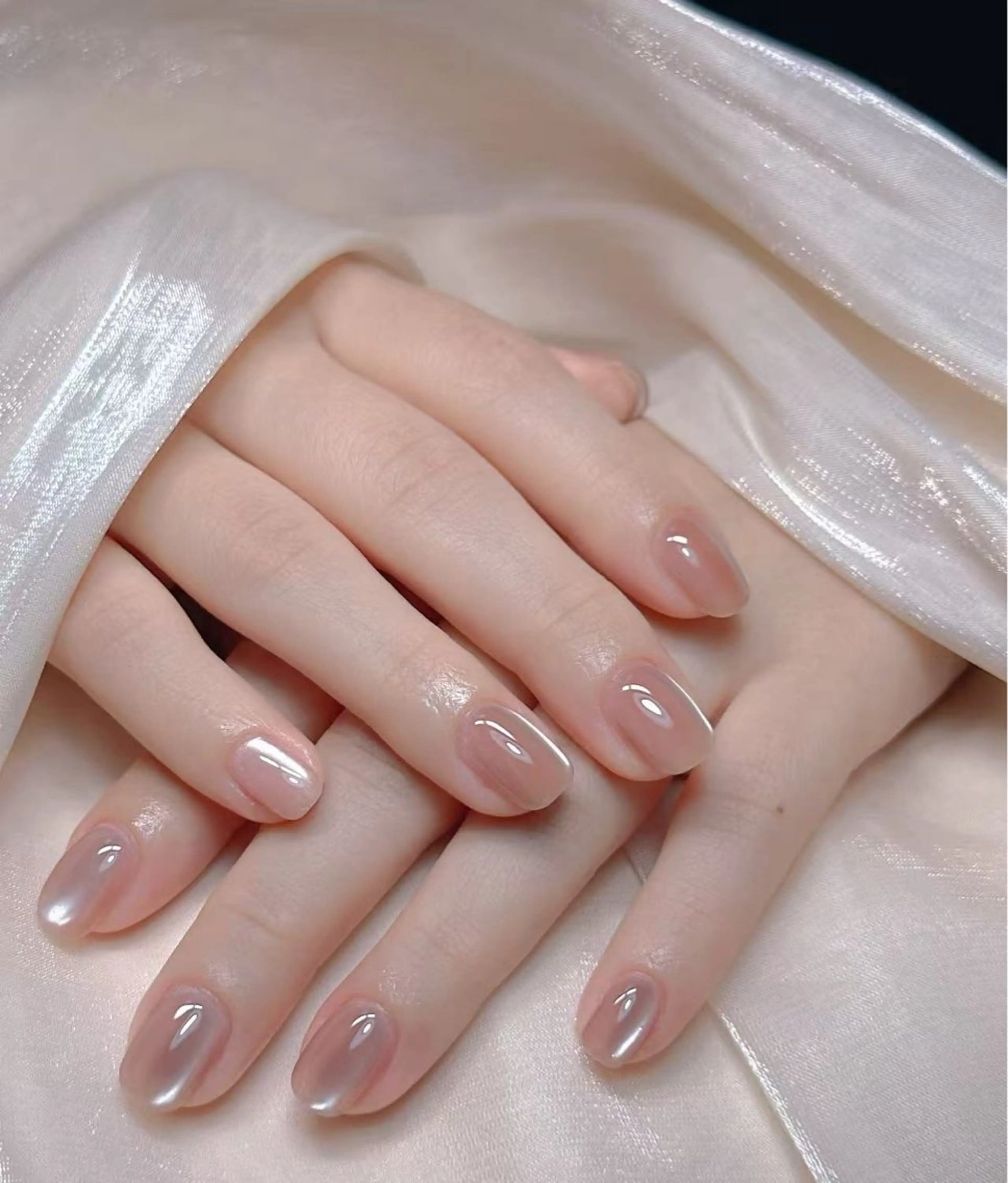 【新規オフ無料】ぷるぷるマグネットネイルの写真