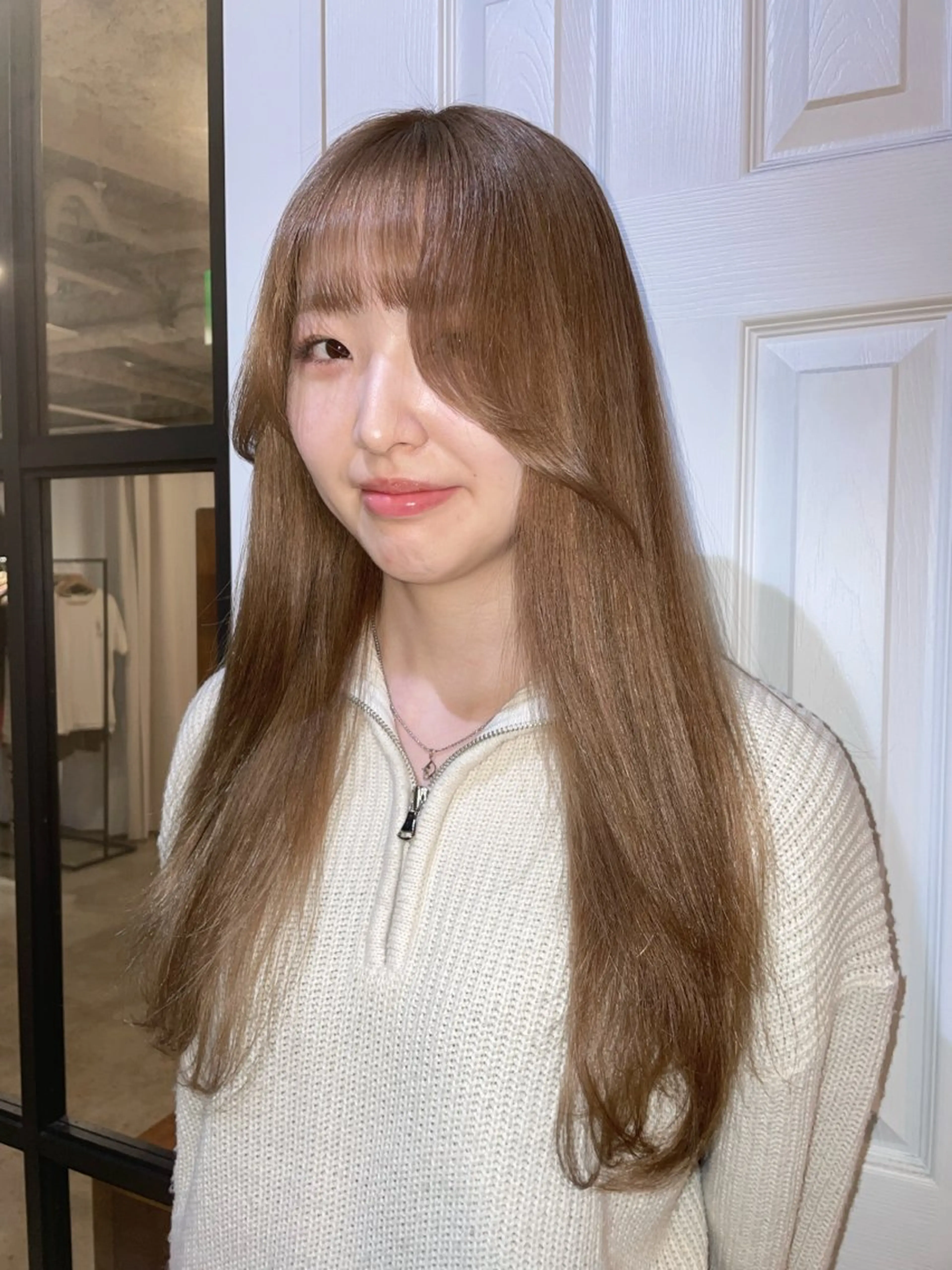 【ブリーチ毛の方必見】ダメージレス酸性ストレート＋似合わせカット✨🦢＋プチトリートメント(　☉д⊙)の写真