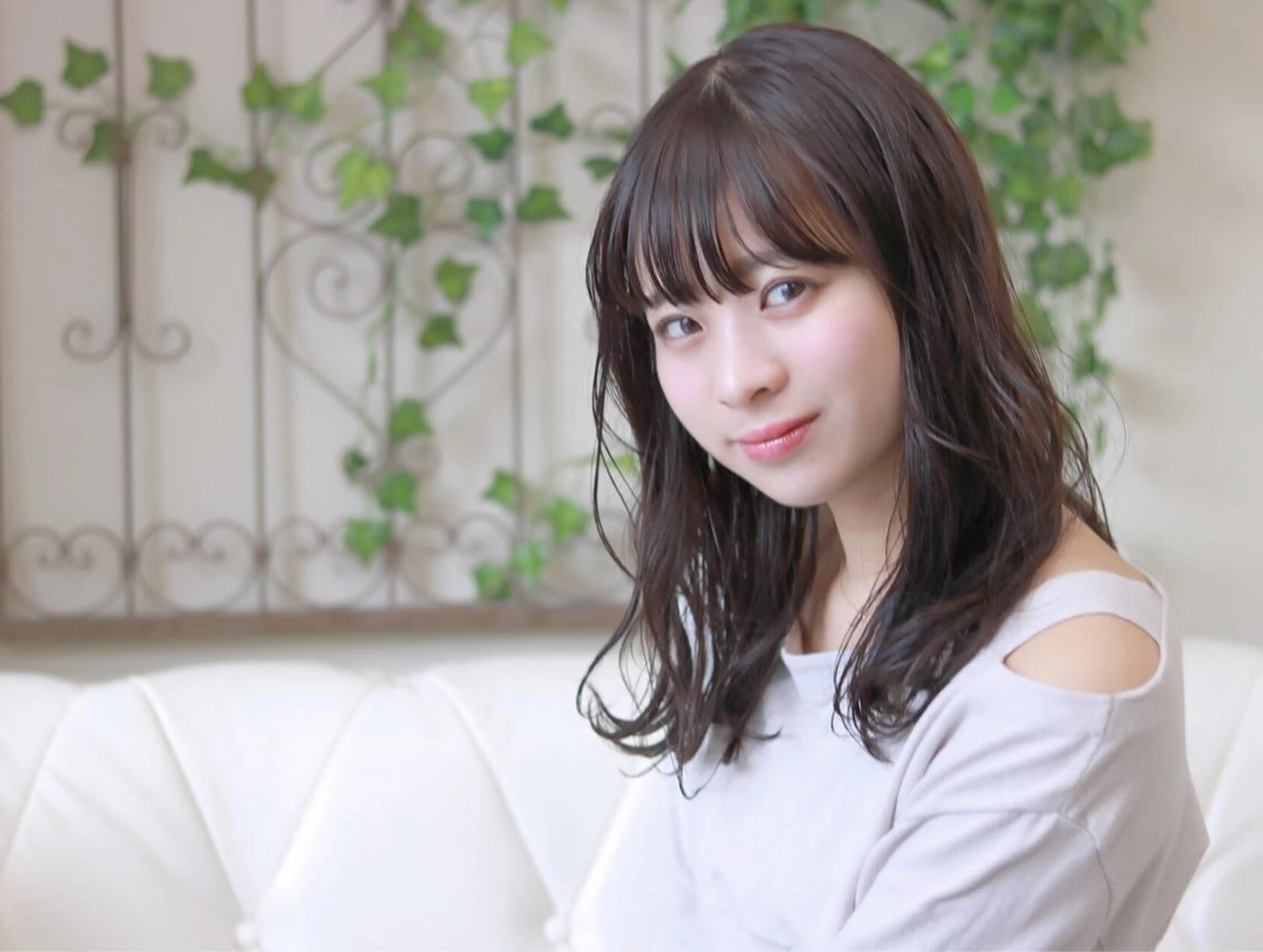 セミロング パーマ 柳澤 興輝のヘアスタイル