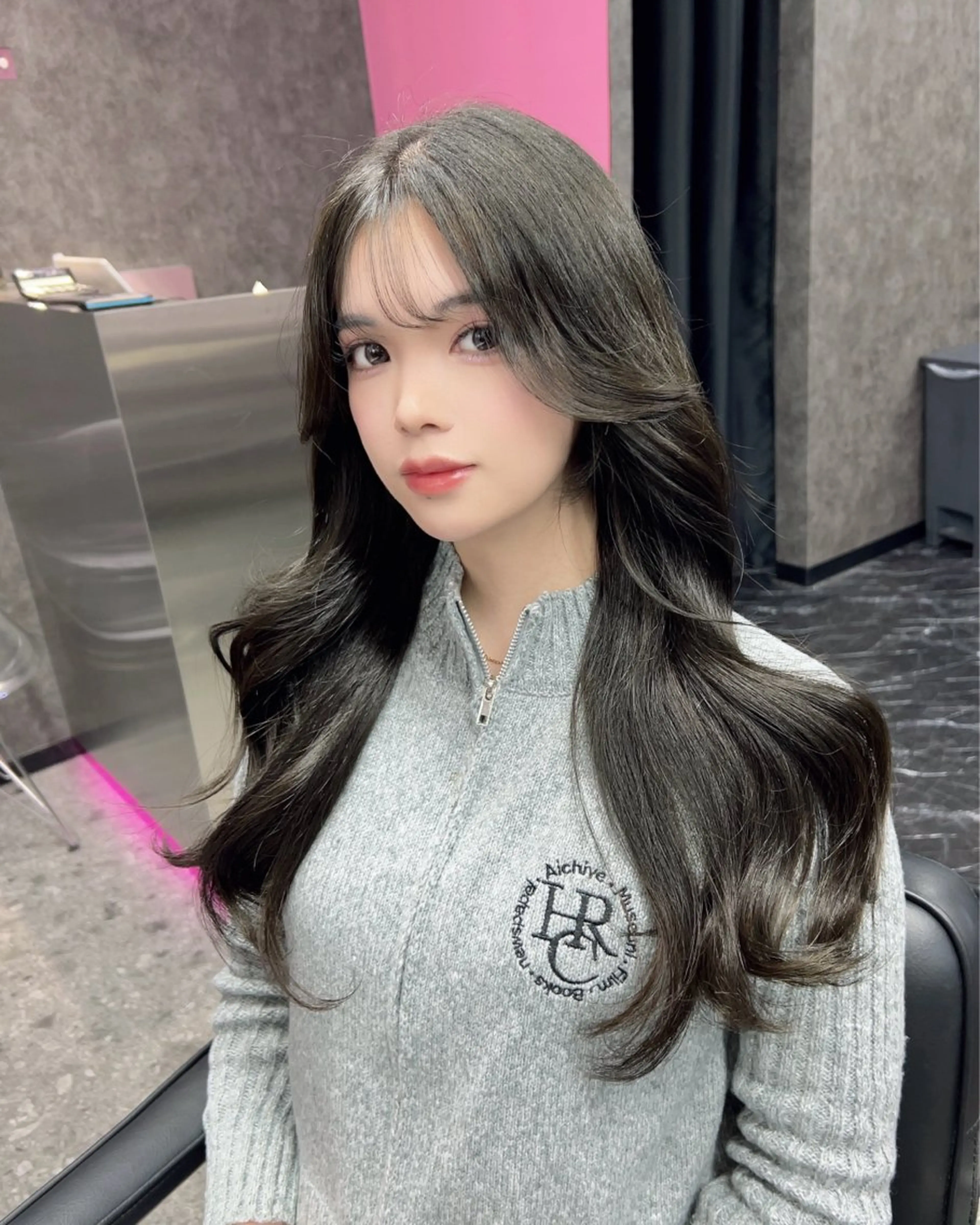 カラー ブラウンカラー ダブルカラー オリーブブラウン カット ヘアカラー nanaka 🤍韓国ワンホンヘアのヘアスタイル