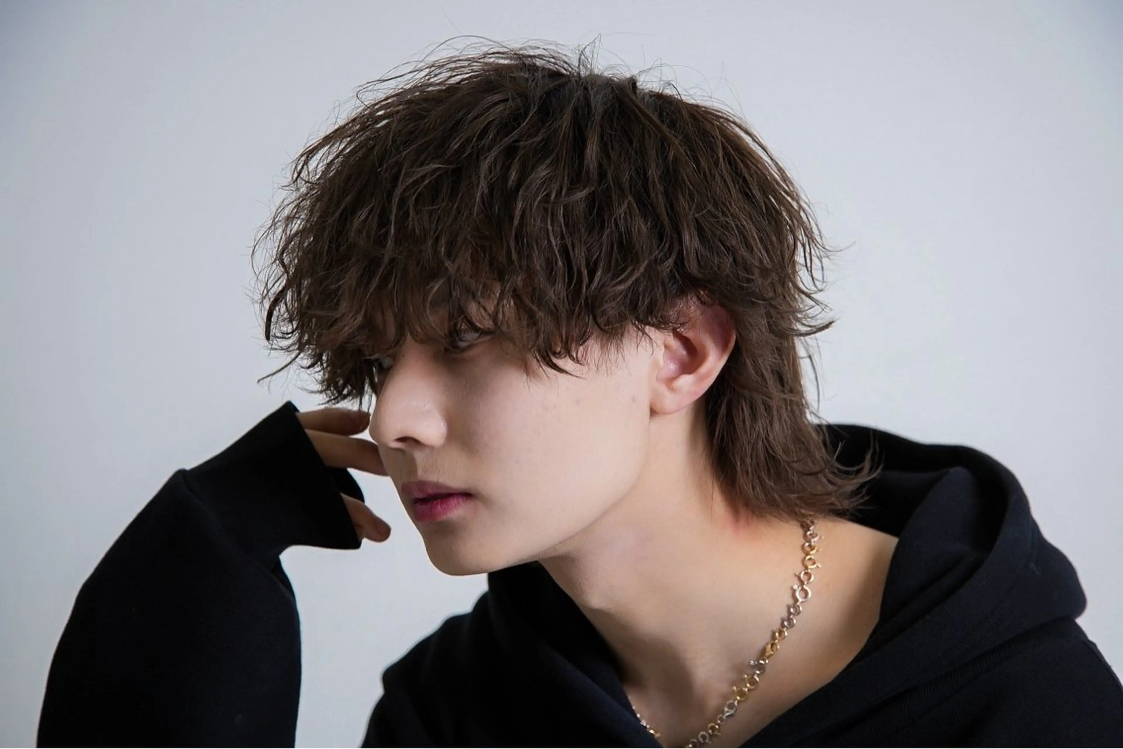 ミディアム パーマ メンズ メンズウルフカット ウルフカット ハイトーン/メンズマ ッシュ/KYOHEIのヘアスタイル