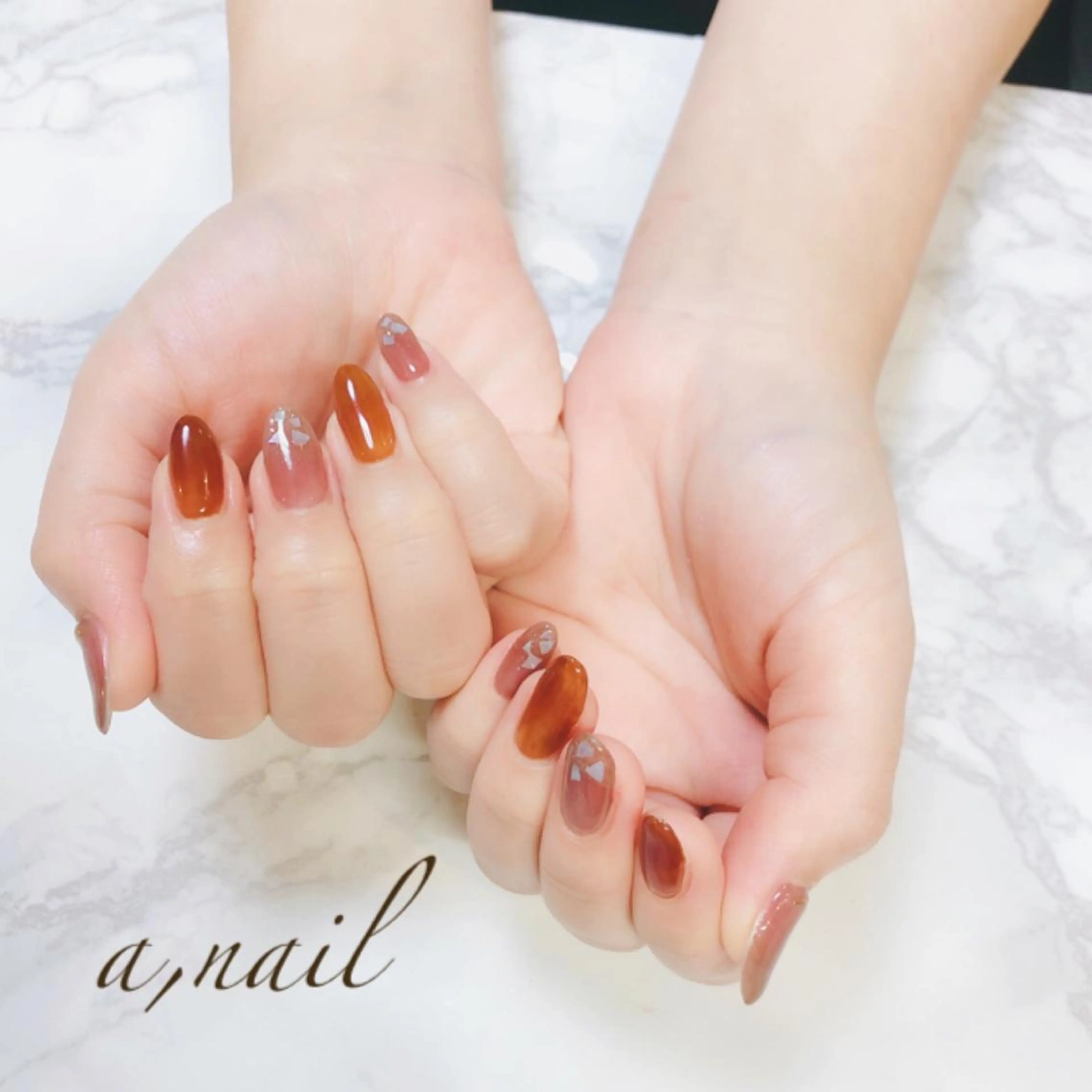 ネイル フットネイル ジェルネイル グラデーション オフィスネイル ワンカラーネイル ハンドネイル ネイルサロン エーネイルのネイルデザイン