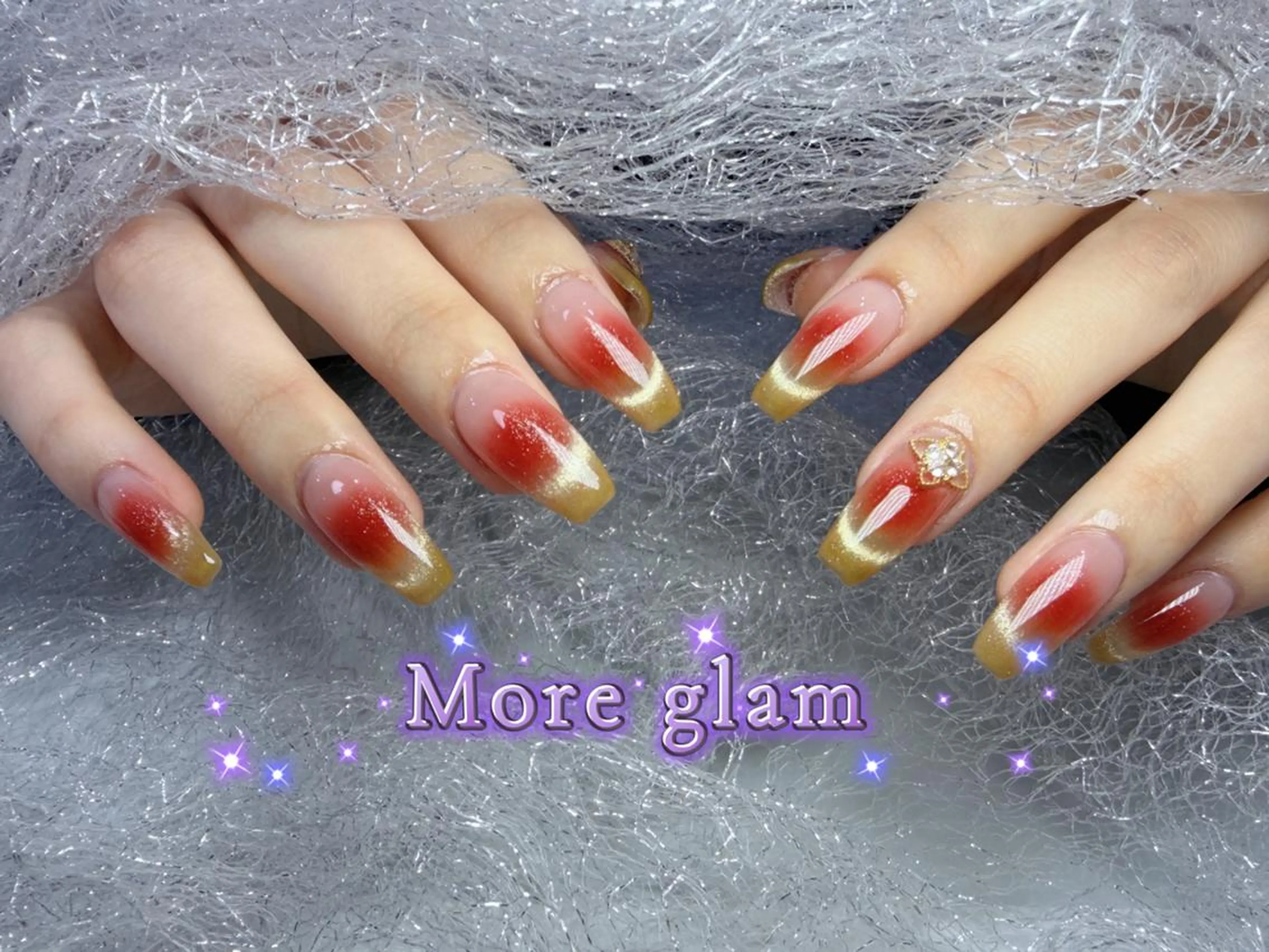 ネイル More Glam 池袋東口店のネイルデザイン