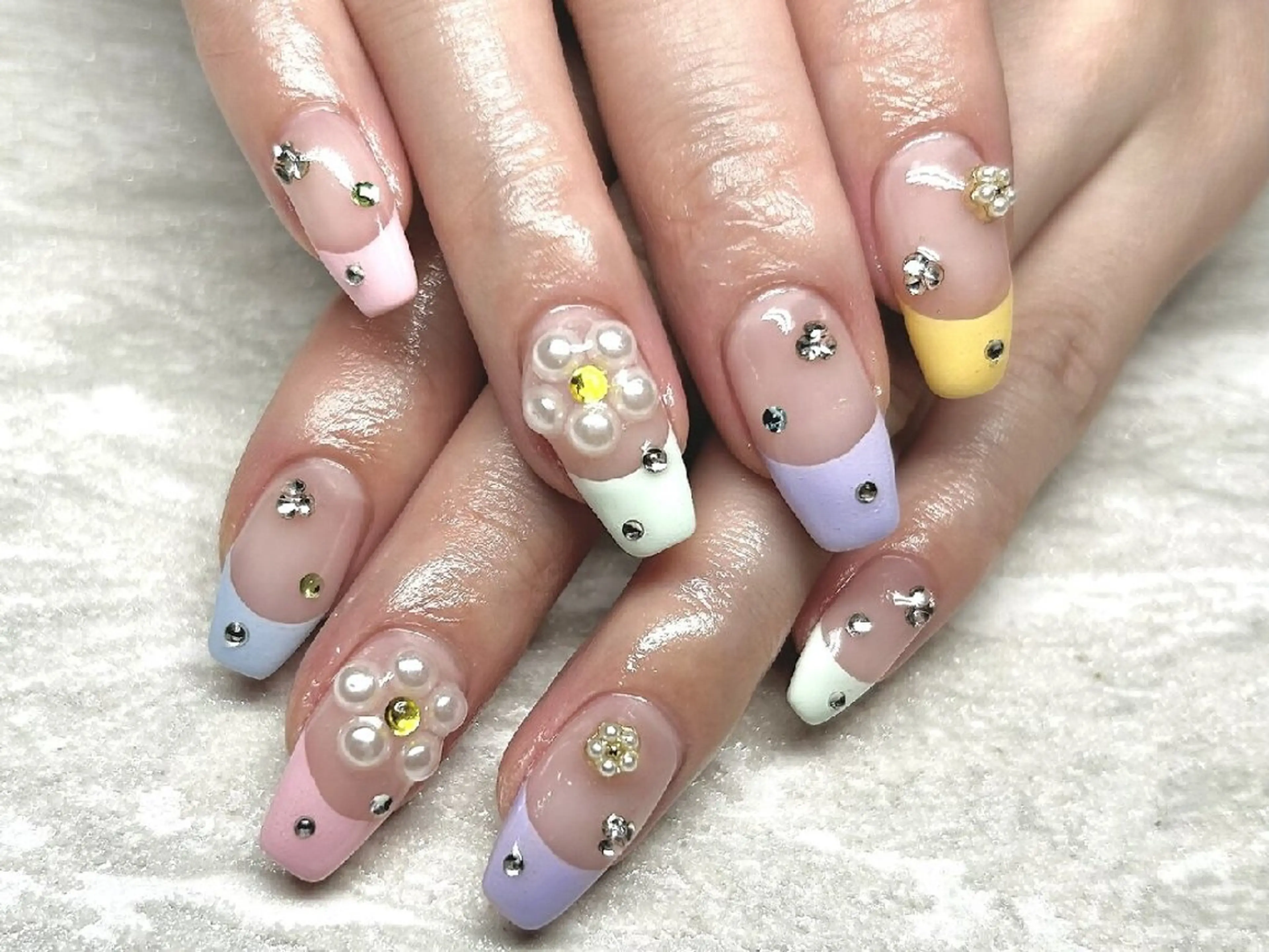 ネイル アートネイル 入学式 卒業式 韓国ネイル 持ち込み ハンドネイル JULIE NAILのネイルデザイン