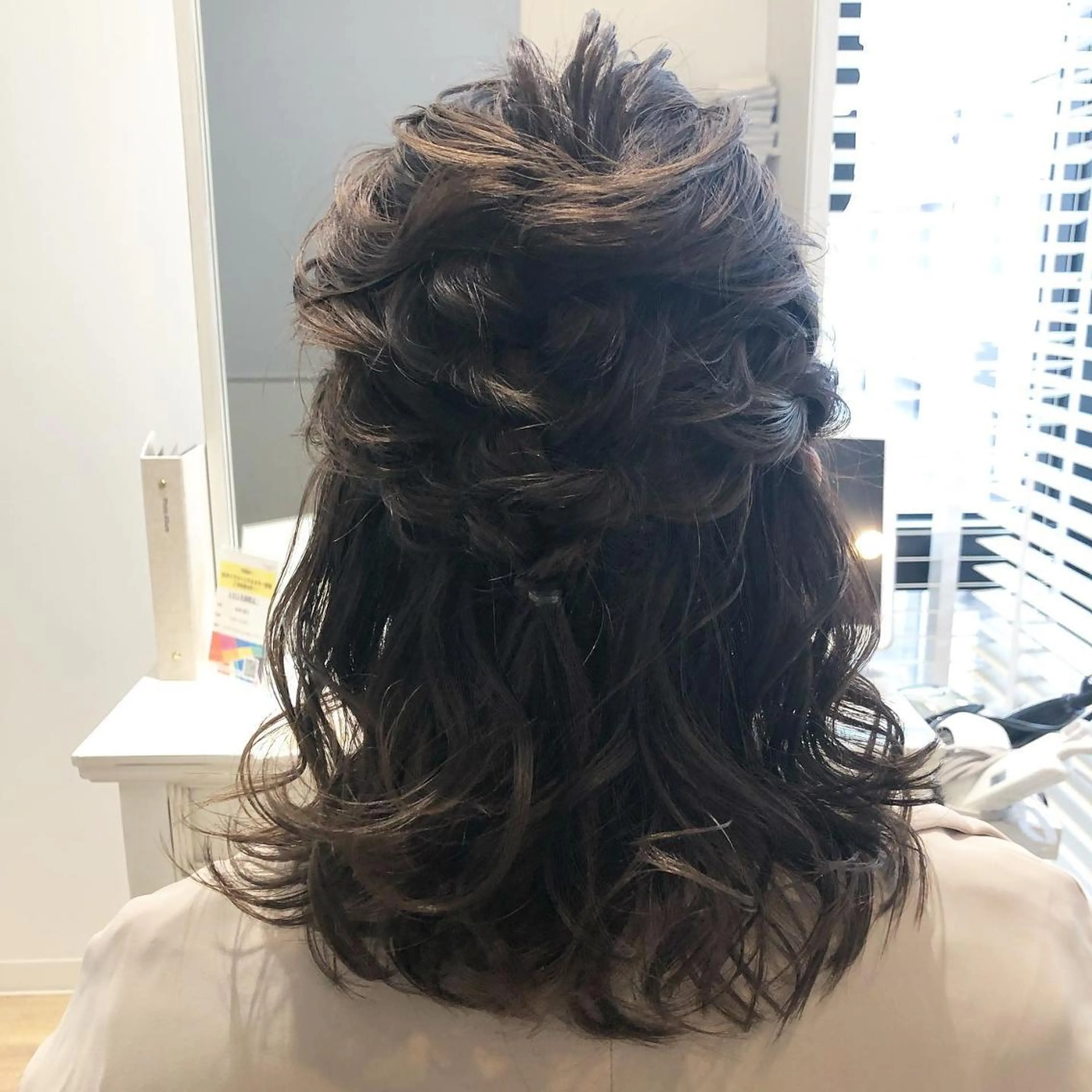 セミロング カラー ヘアアレンジ ハーフアップ 結婚式・ブライダル ✨🌿大人可愛い愛さ れhair🌿✨松本のヘアスタイル