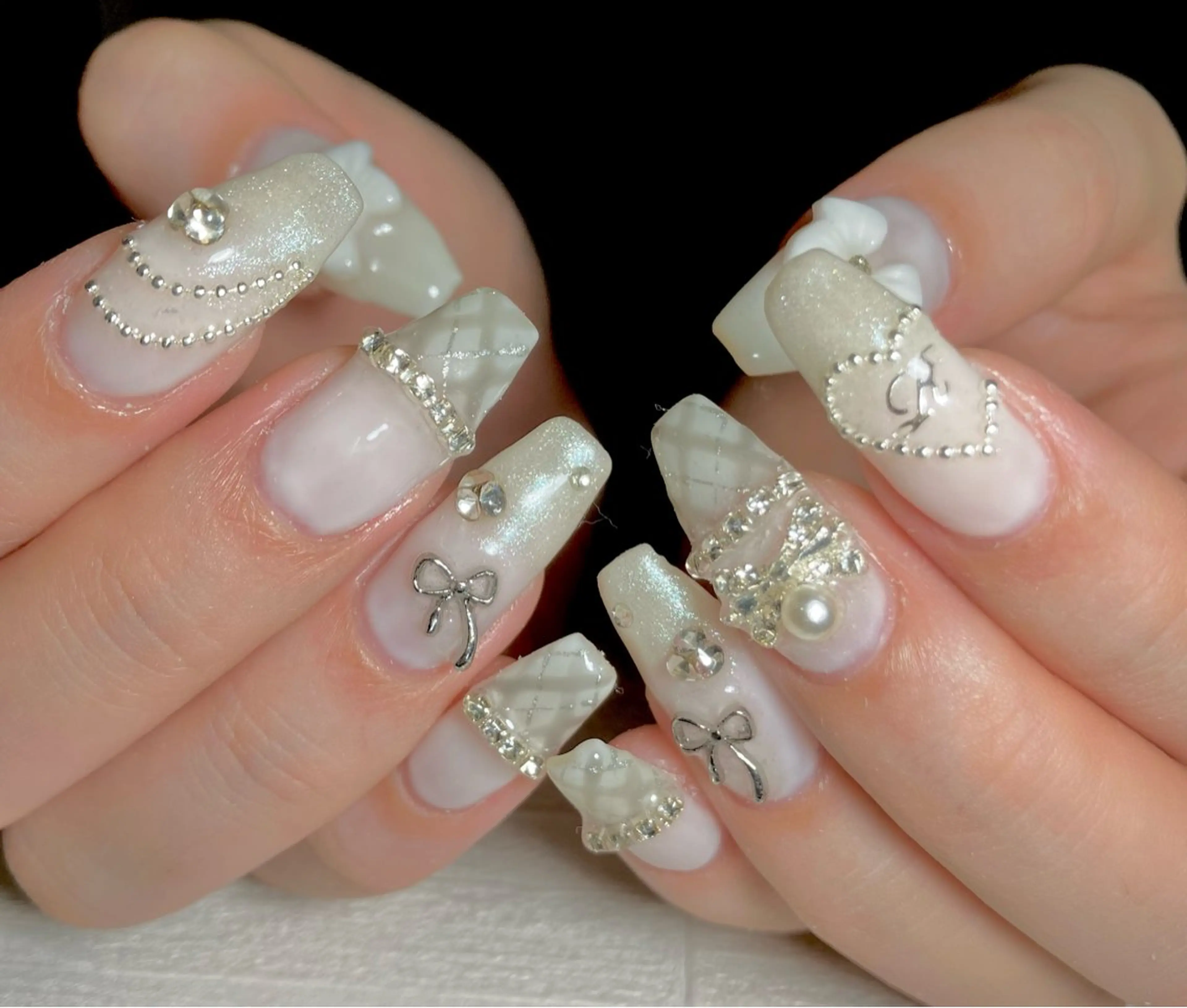 ネイル Liennail 持込デザインやり放題のネイルデザイン