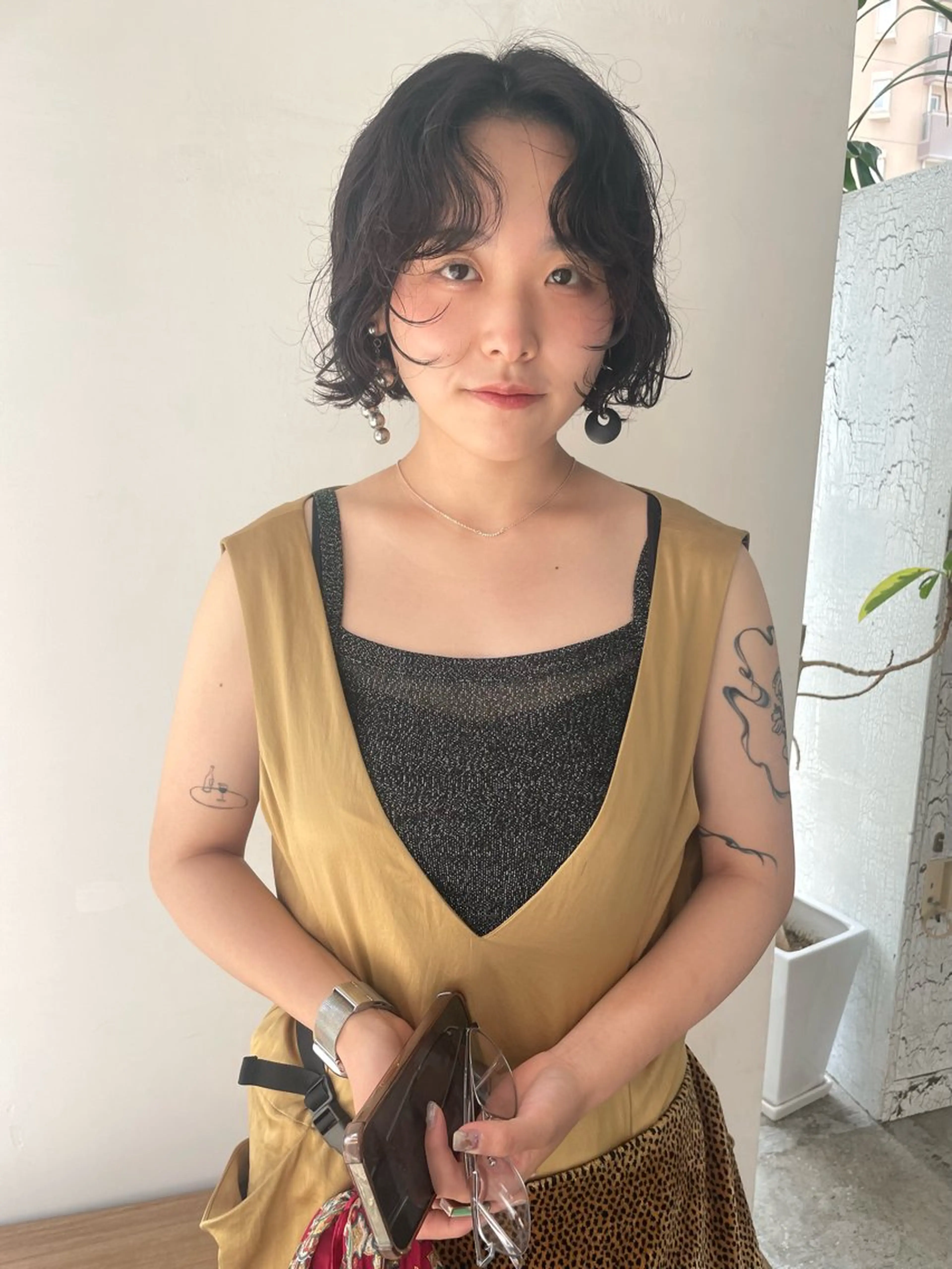 ショート ボブ レイヤーカット カット パーマ 熊崎 葵のヘアスタイル
