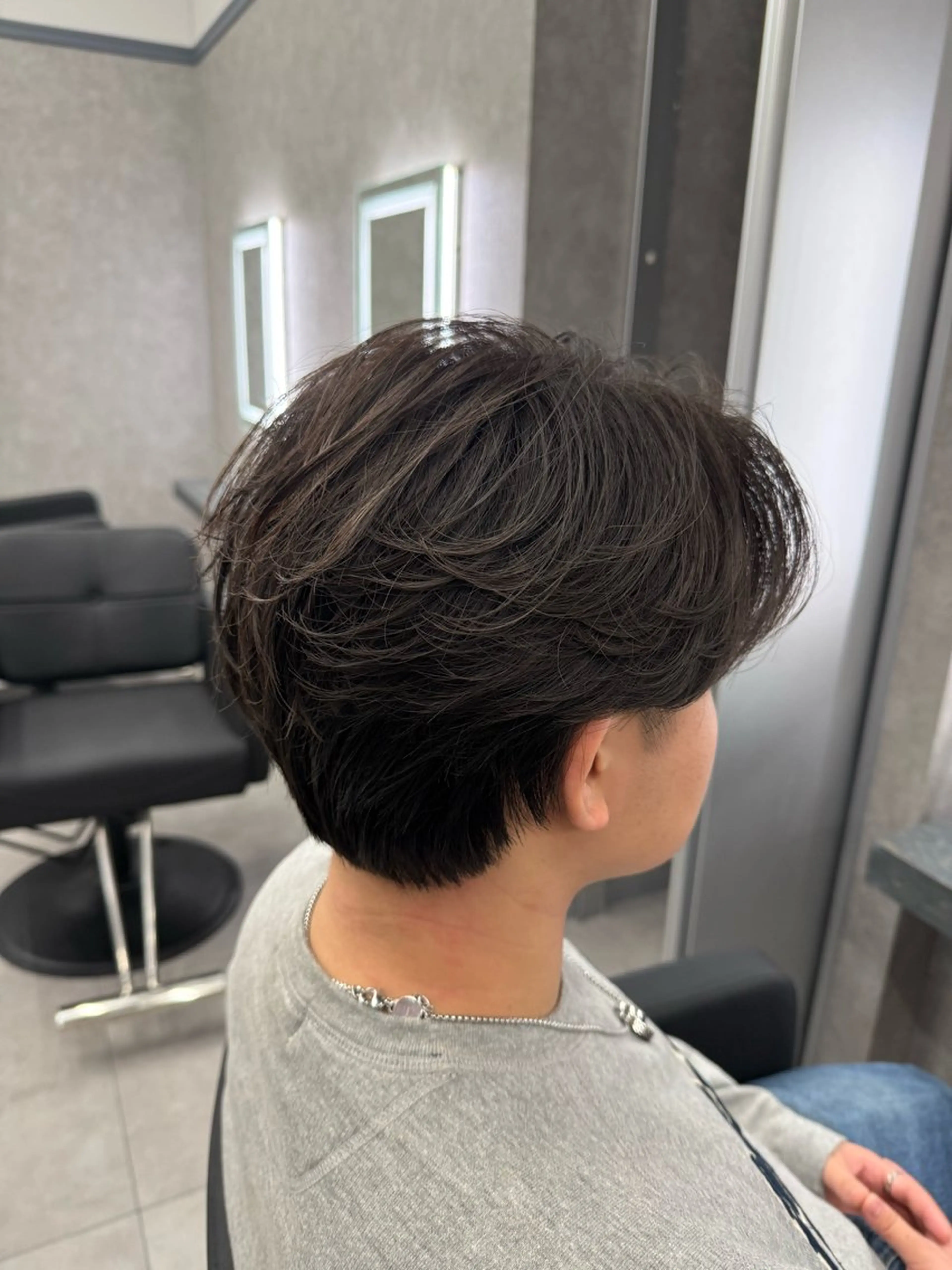 ショート カラー パーマ メンズ フェザーパーマ メンズパーマ ショートヘア カット パーマ メンズ特化 👑YUTAのヘアスタイル