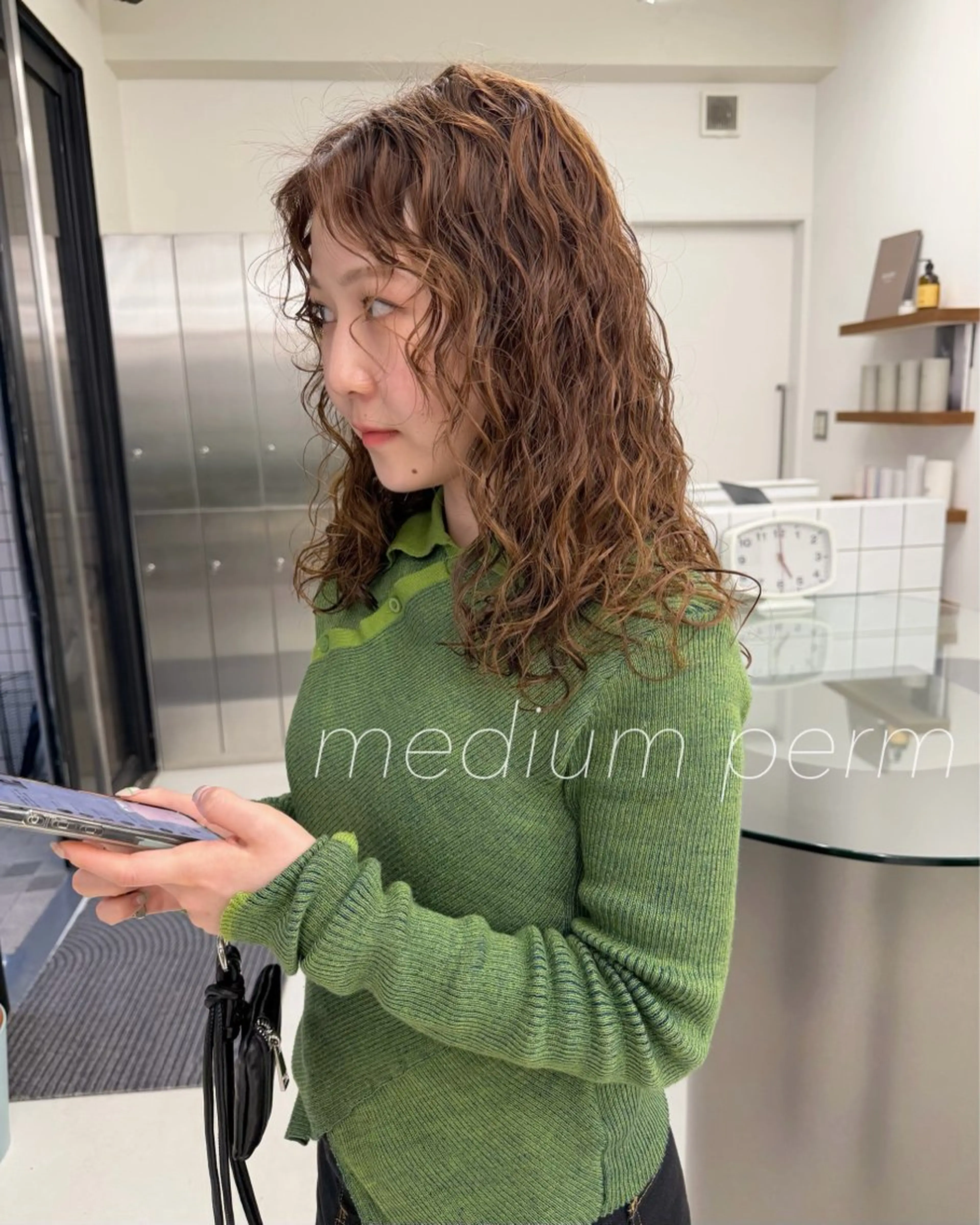 ミディアム パーマ ミディアムパーマ カット パーマ トリートメント 【表参道】Ruri デジタルパーマのヘアスタイル