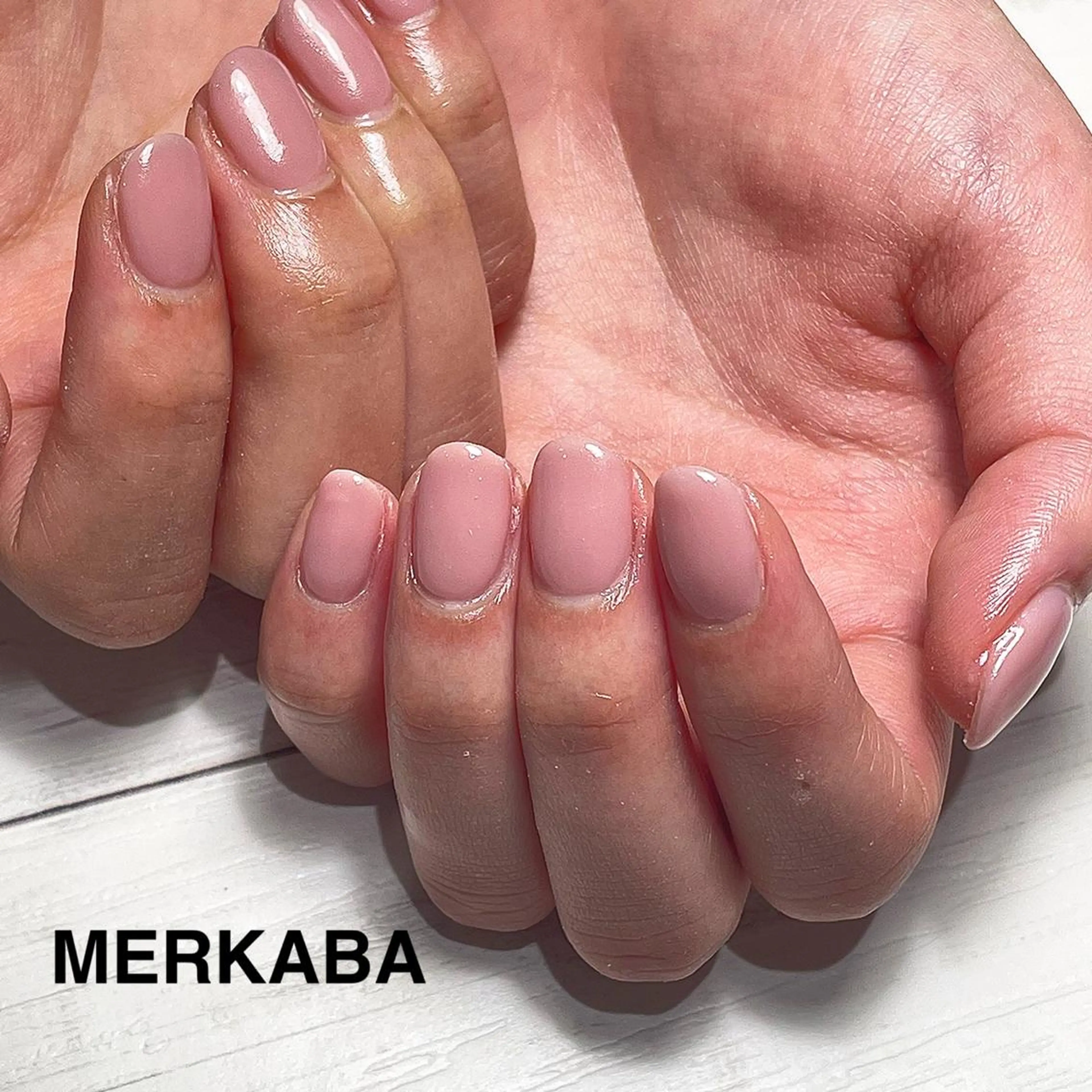 ネイル ワンカラーネイル シンプルネイル Nailschool MERKABAのネイルデザイン