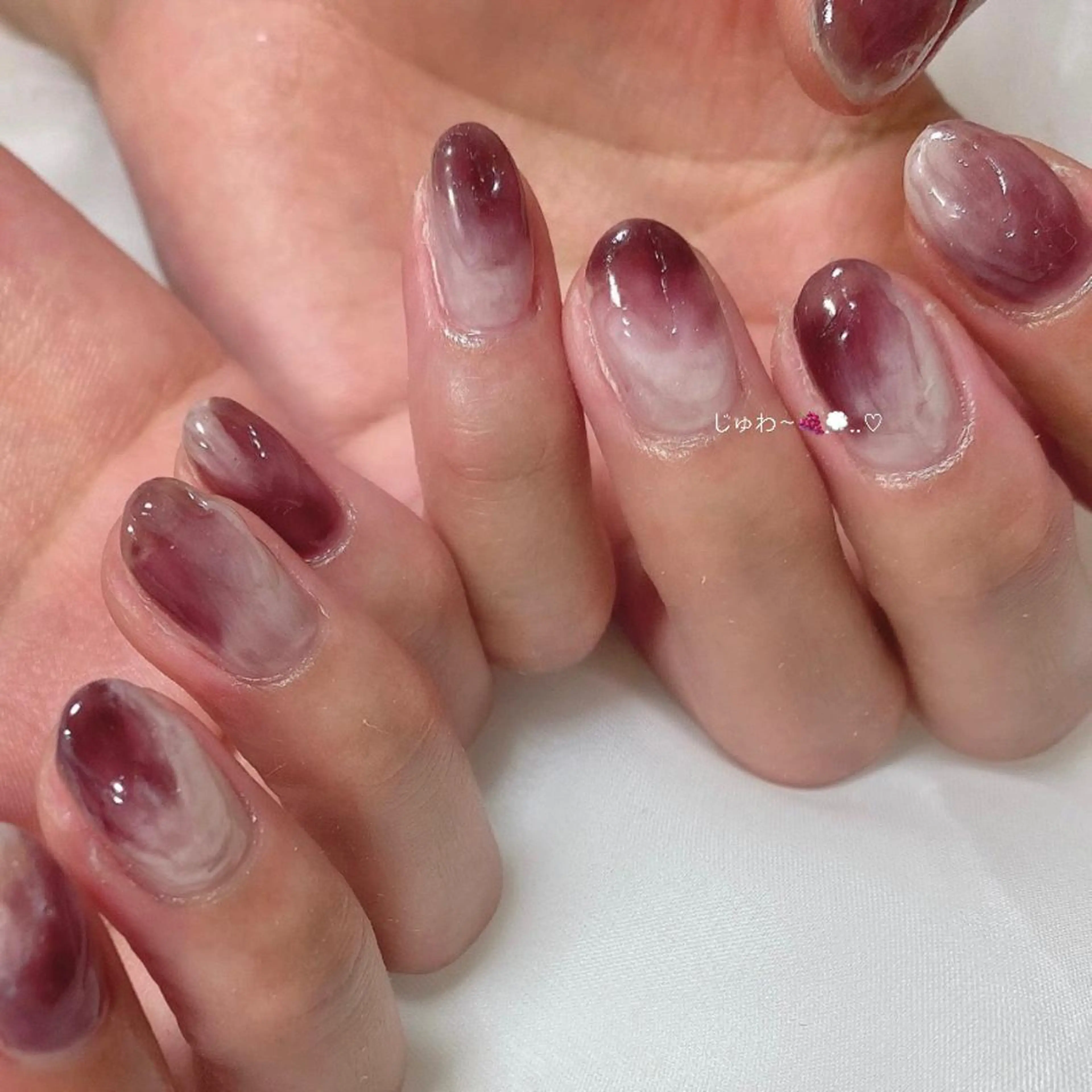 ネイル ニュアンスネイル h.ours _のネイルデザイン