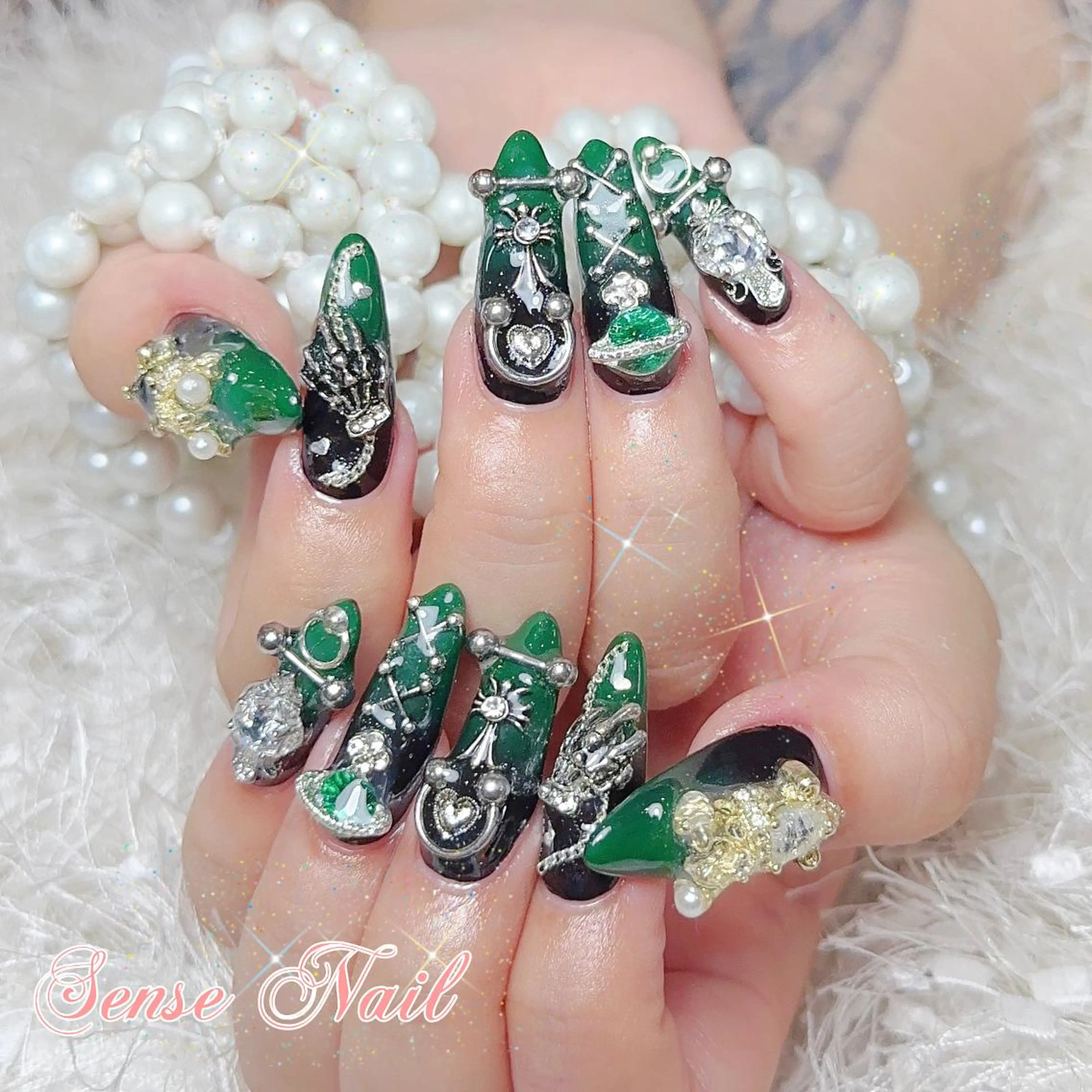 ロング カラー ヘアアレンジ メンズ キッズ ネイル ハンドネイル ハンドケア 🎀Sense Nail渋谷店🎀のネイルデザイン